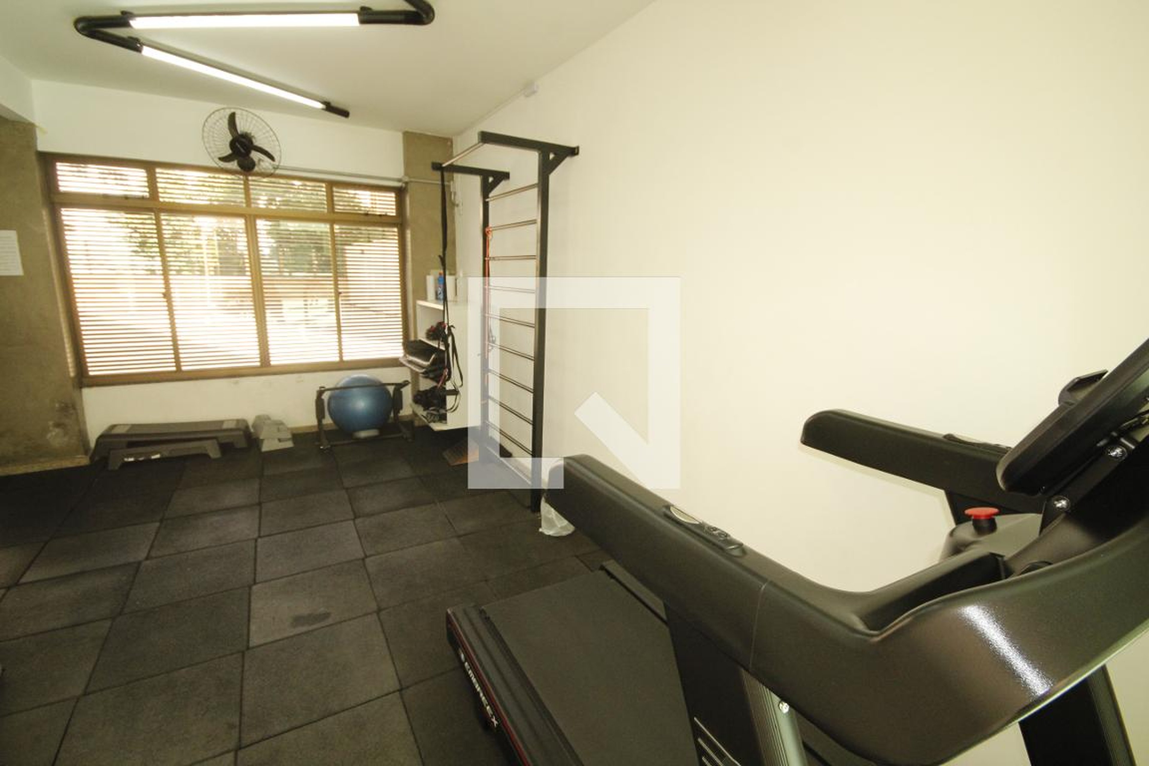 Academia - Edifício Palo Alto