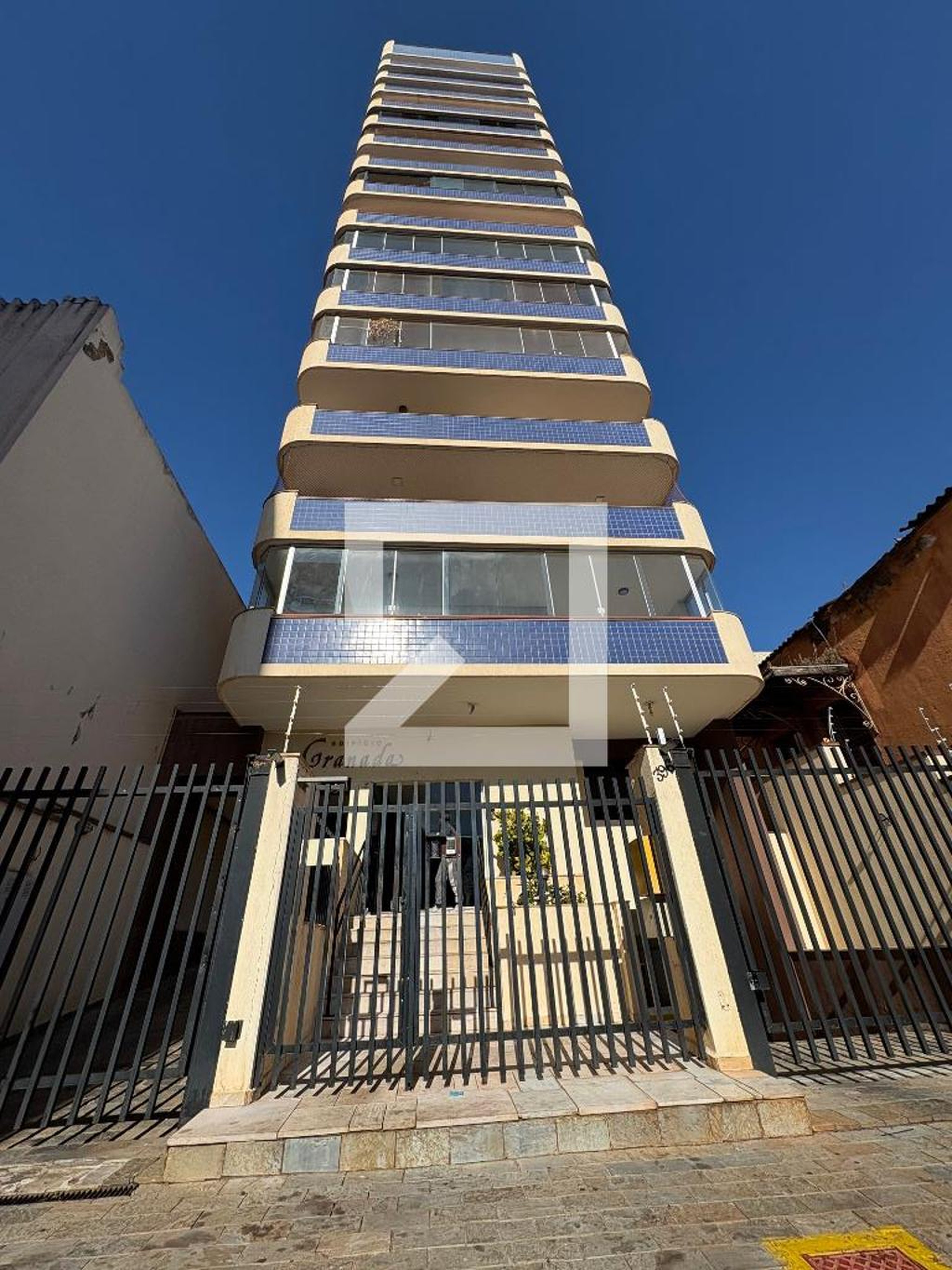 Fachada Condomínio Granada