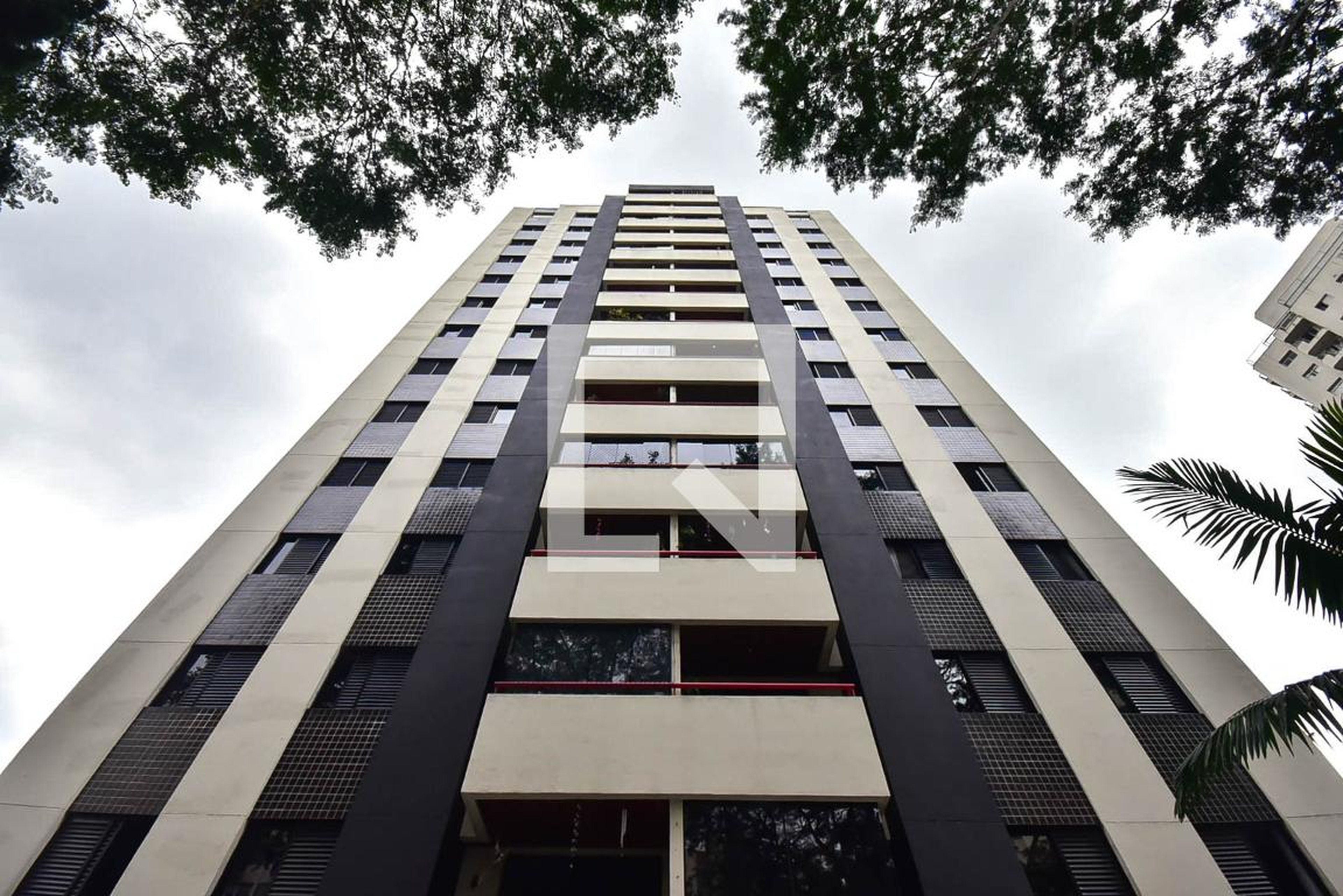 Fachada Condomínio Praça Villares