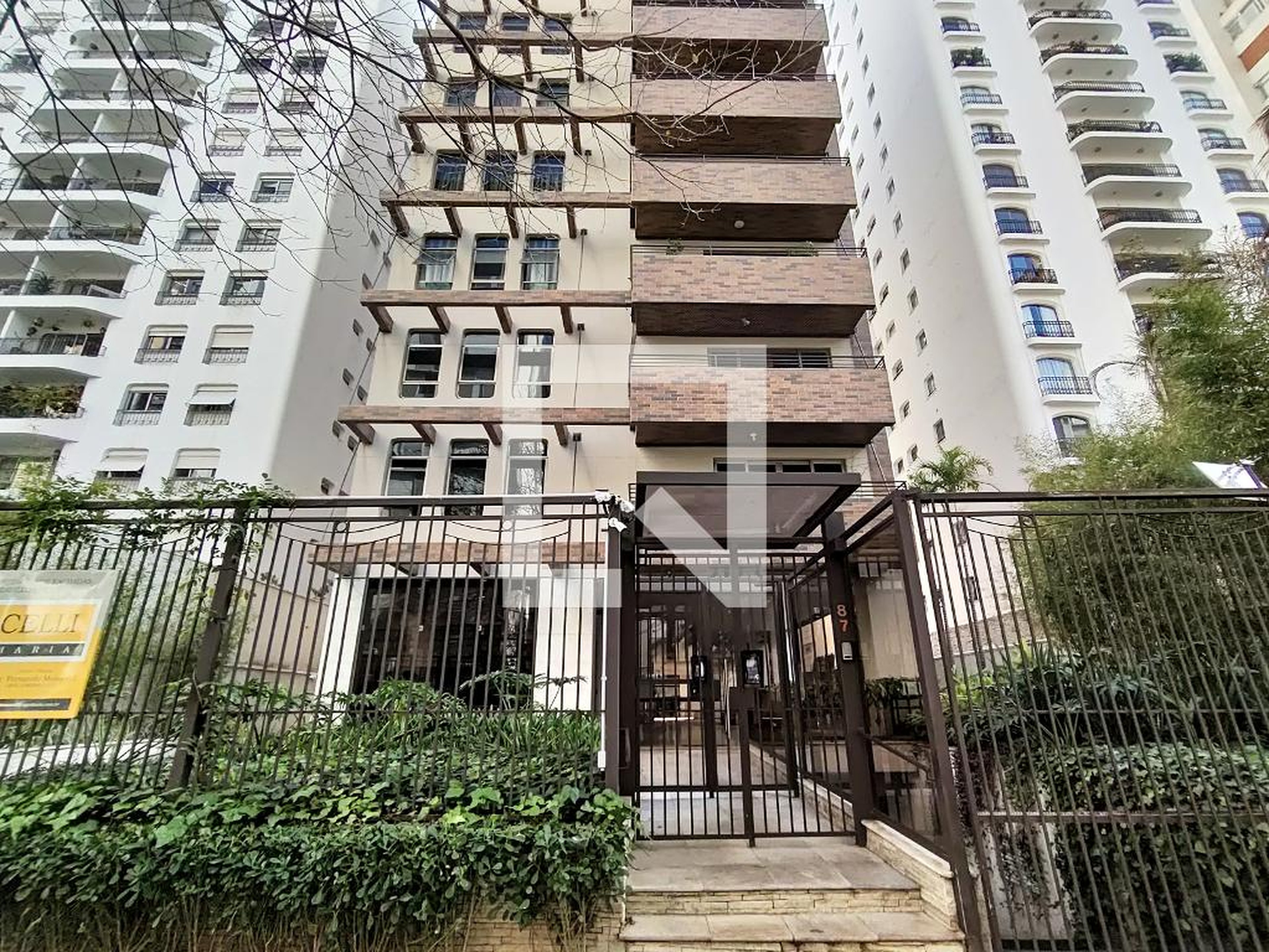 Fachada Condomínio Dona Helena