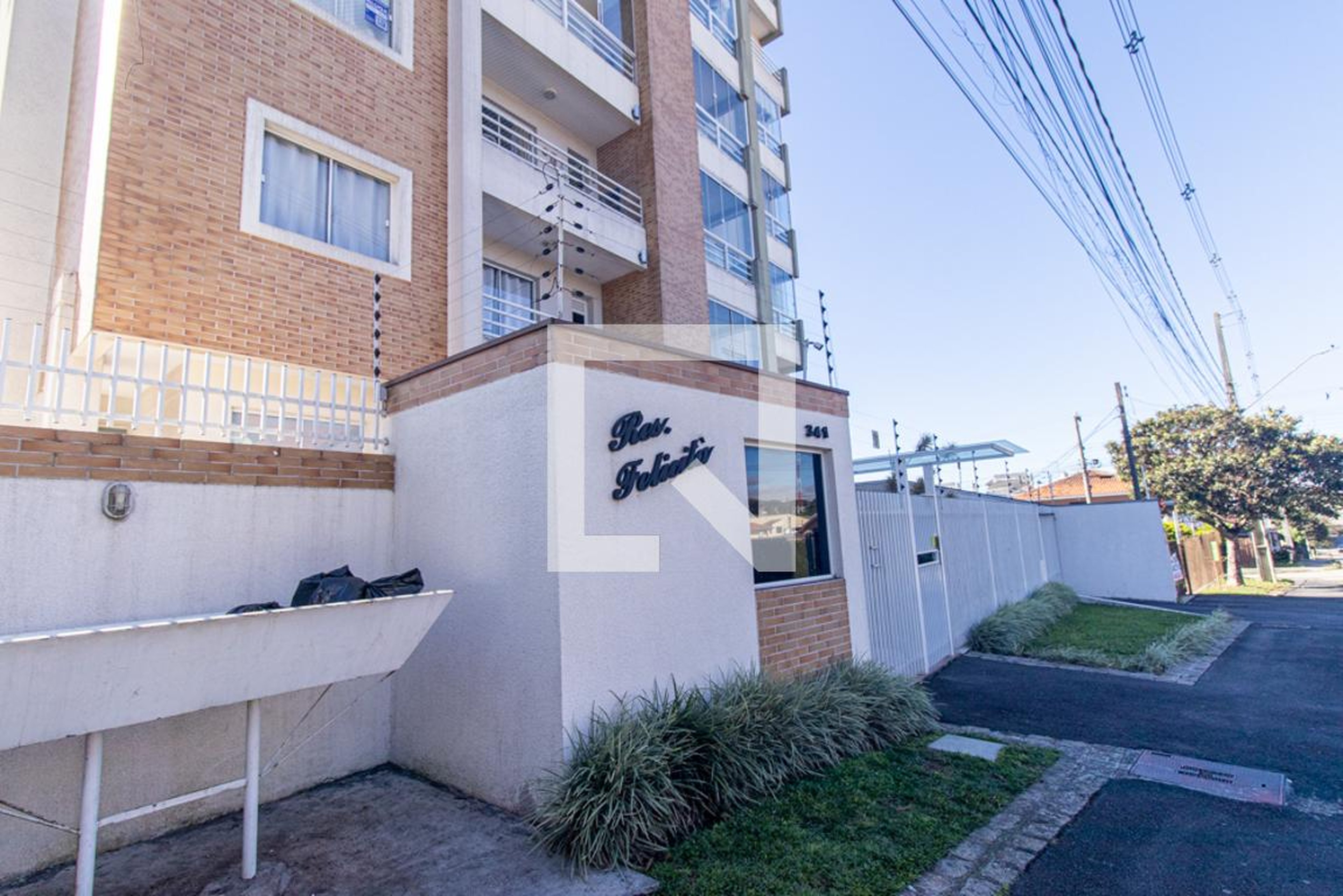 Fachada do Condomínio Condomínio em Rua Maria Trevisan Tortato, 341