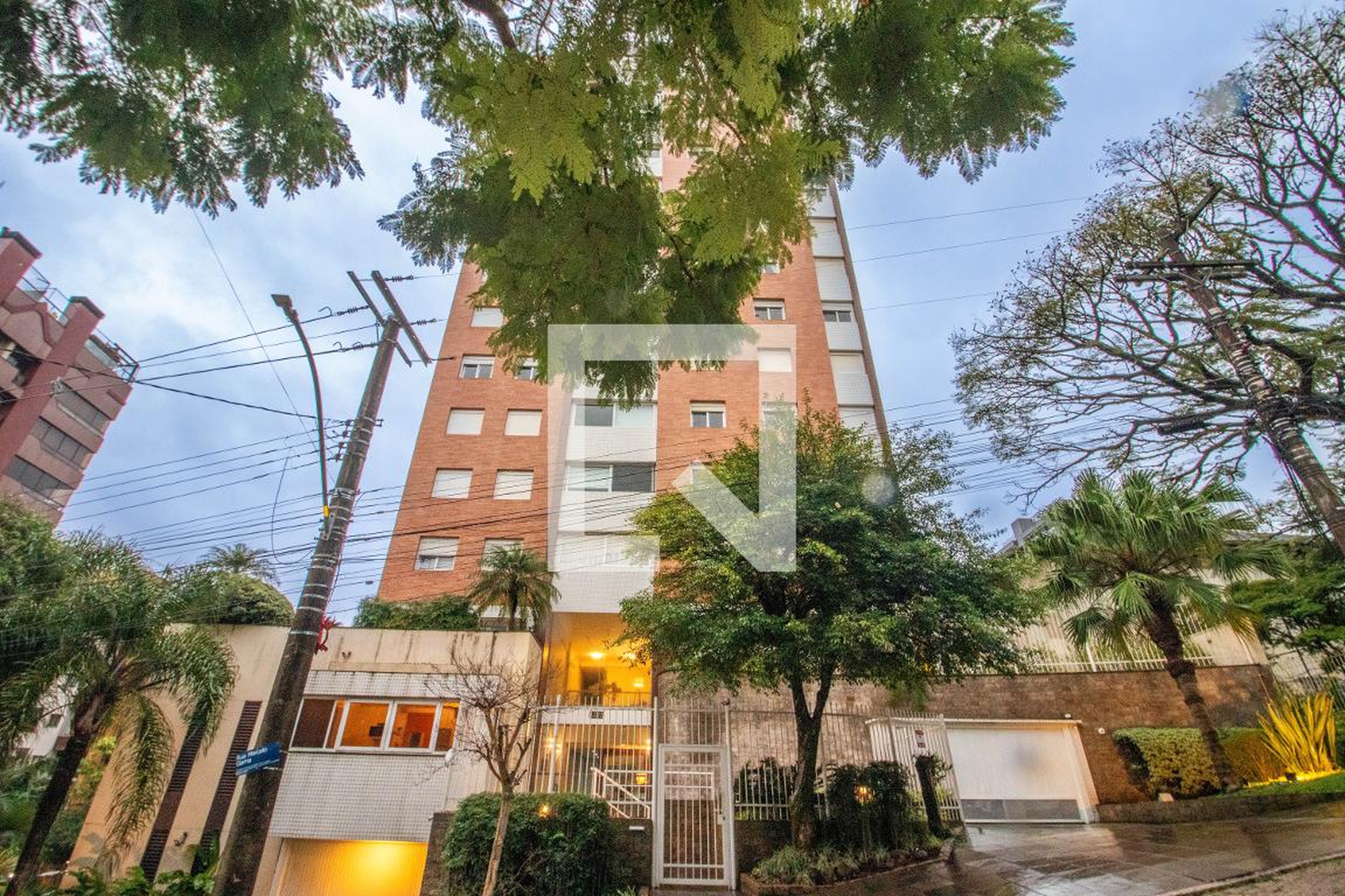 Fachada Condomínio Vinte e Cinco de Julho