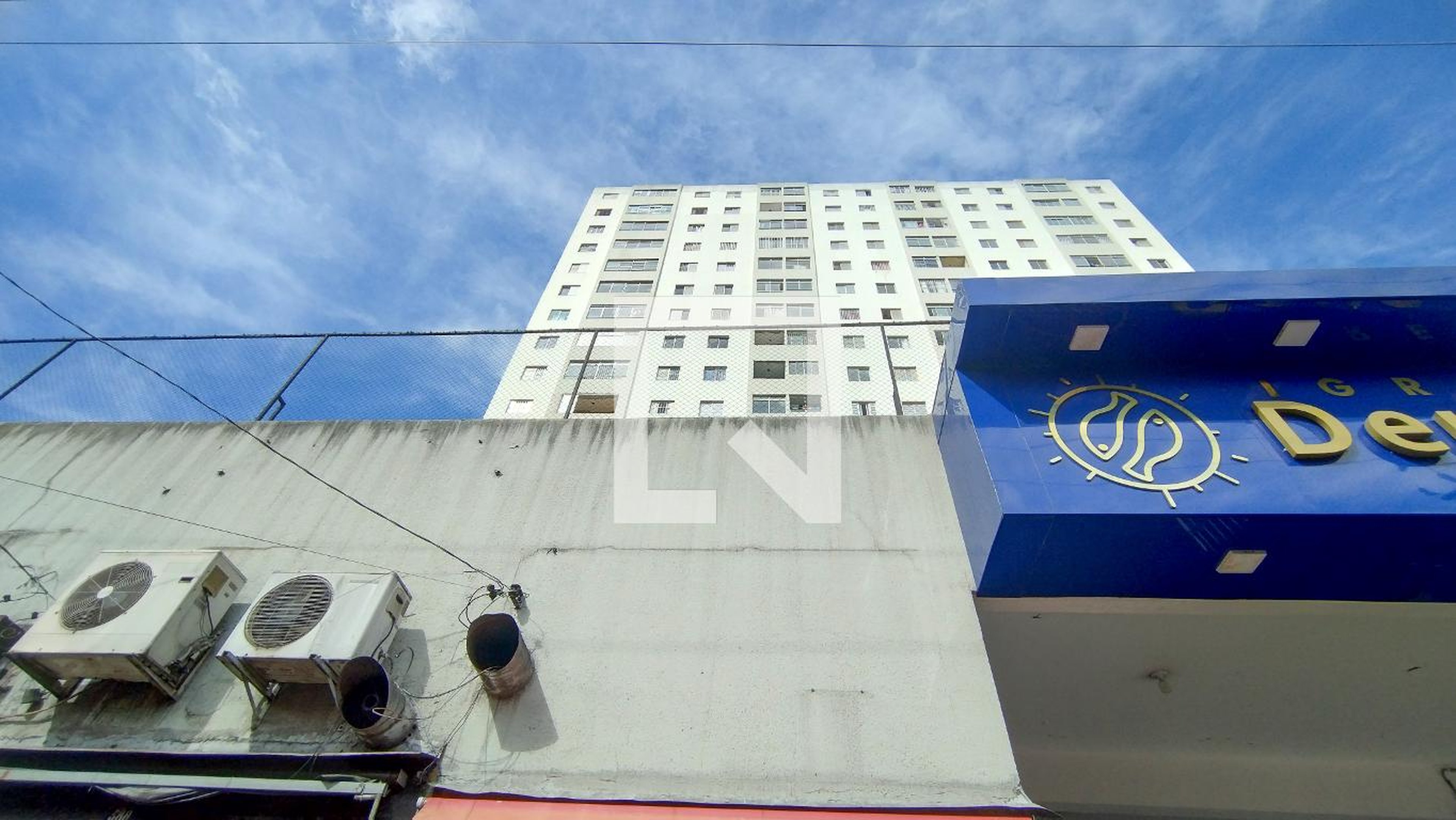 Fachada Edifício Universo