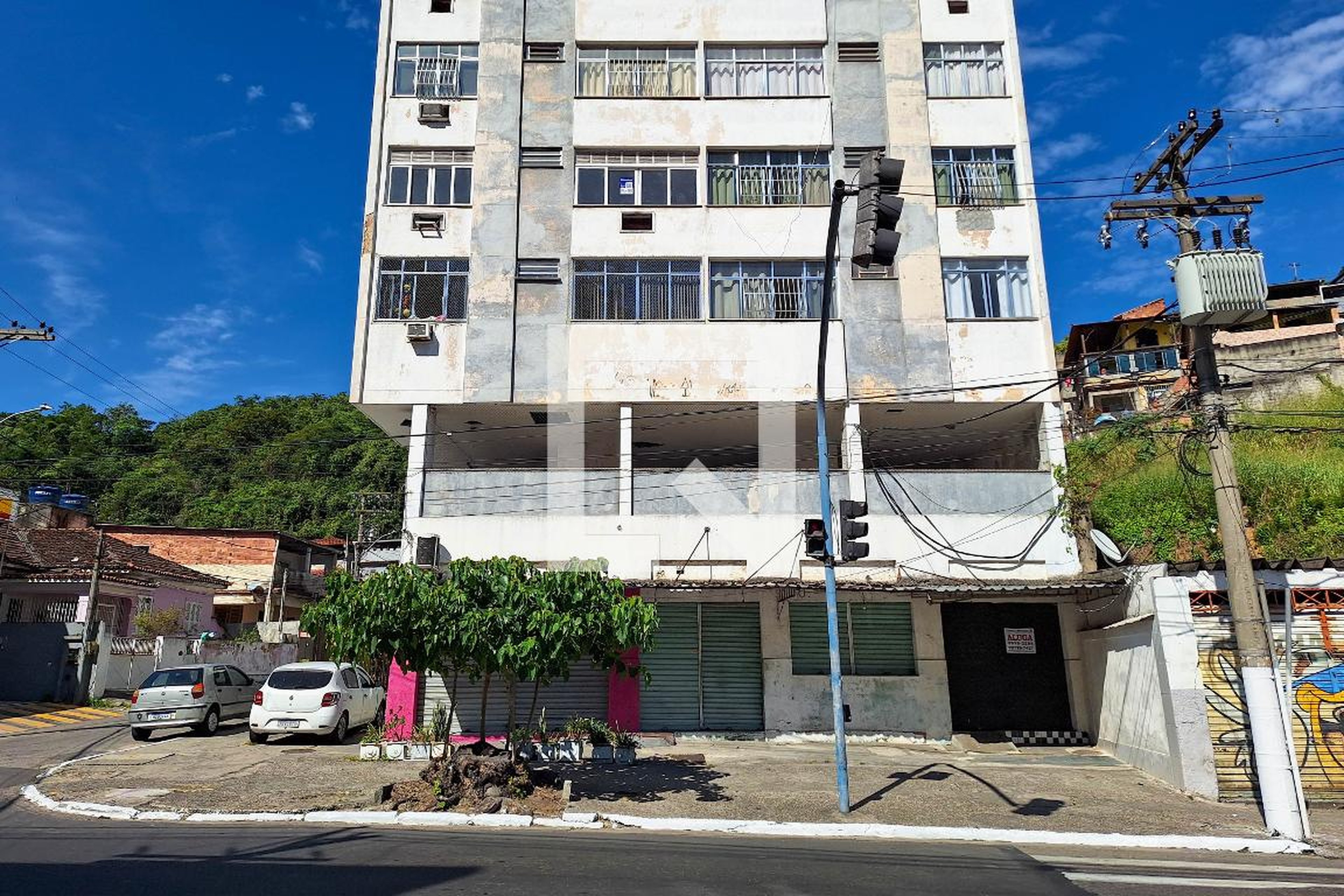 Fachada Condomínio em Rua Noronha Torrezão, 742