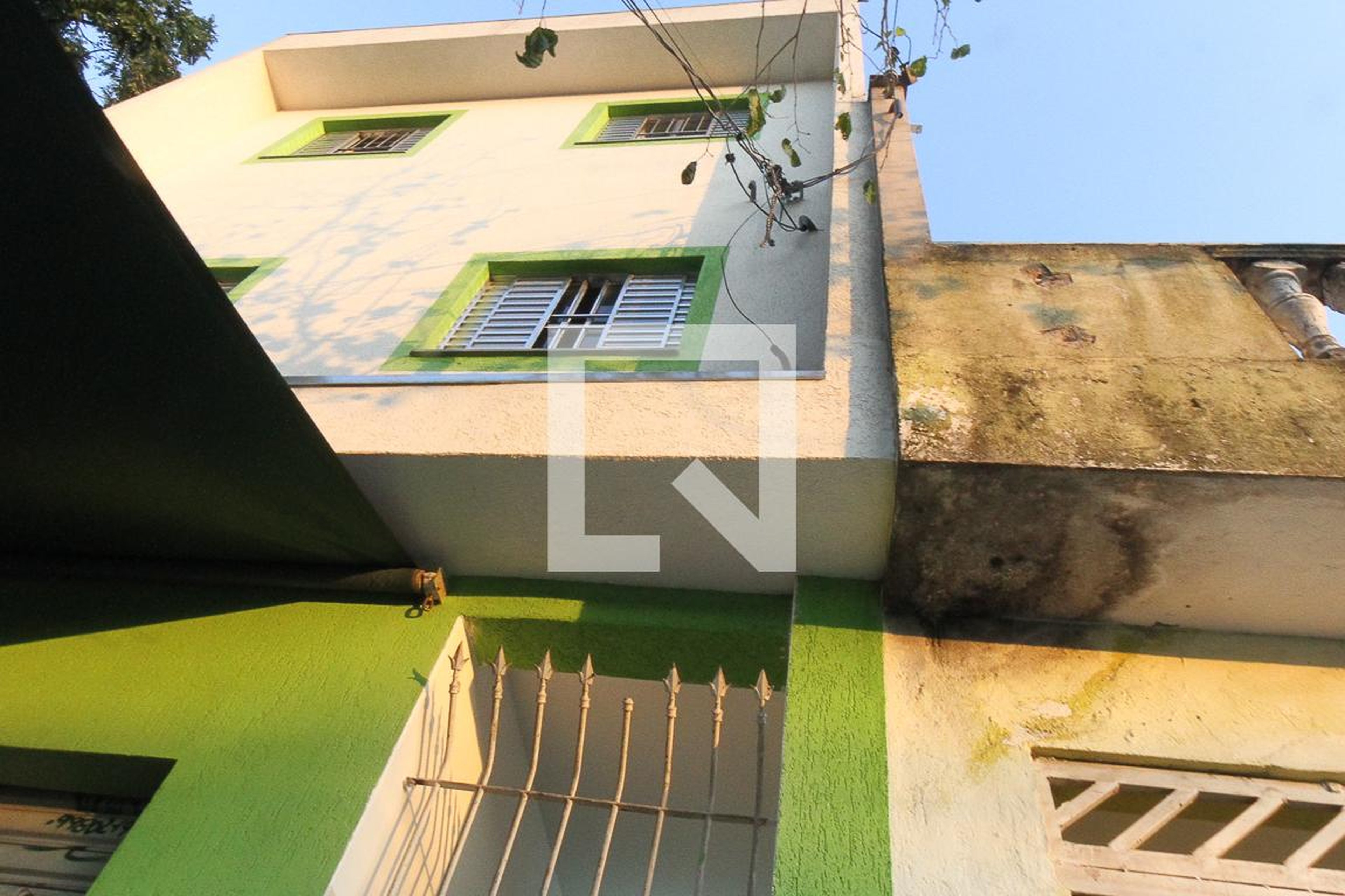 Fachada Condomínio em Rua Morada Nova de Minas, 454