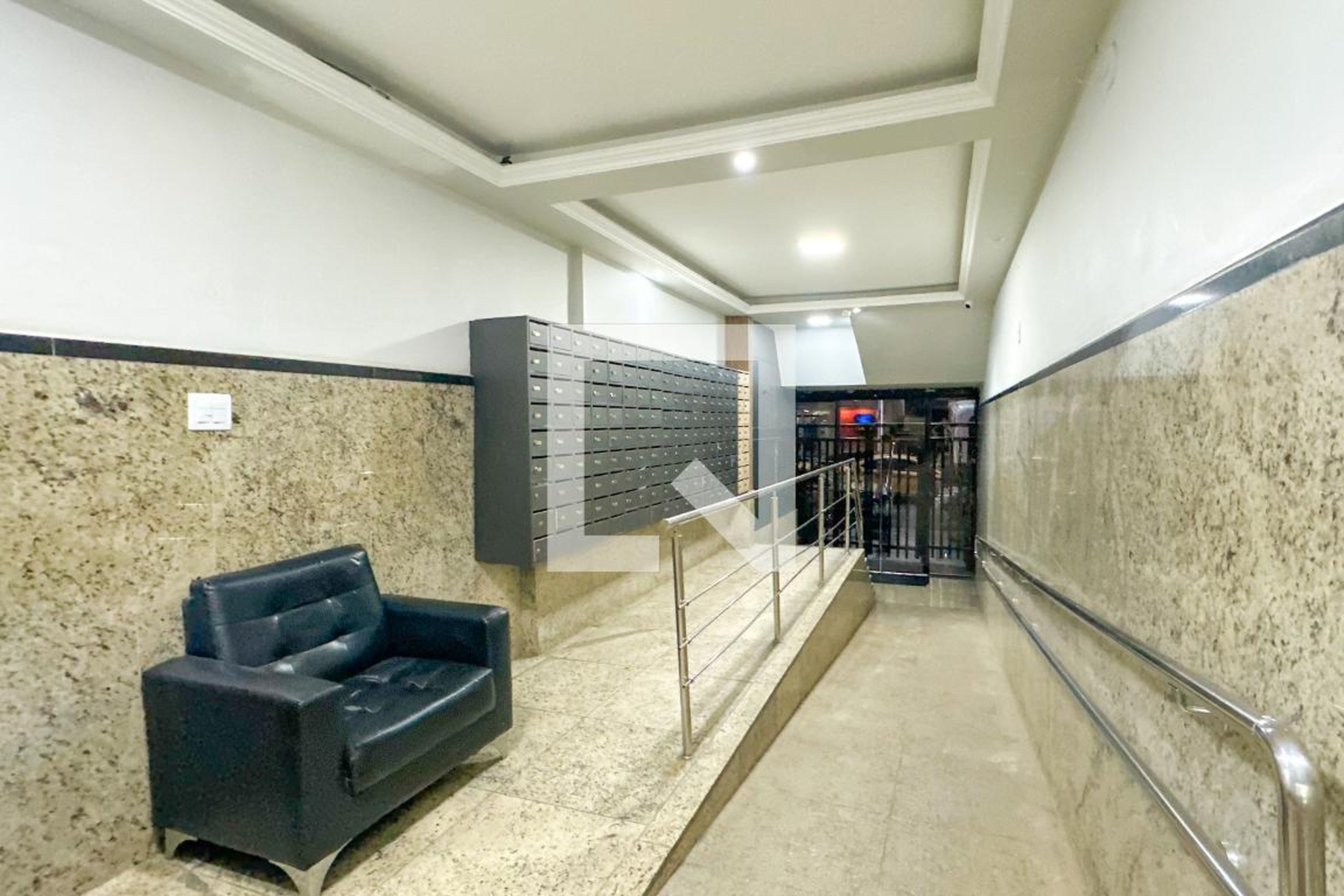 Entrada - Edifício Embassy