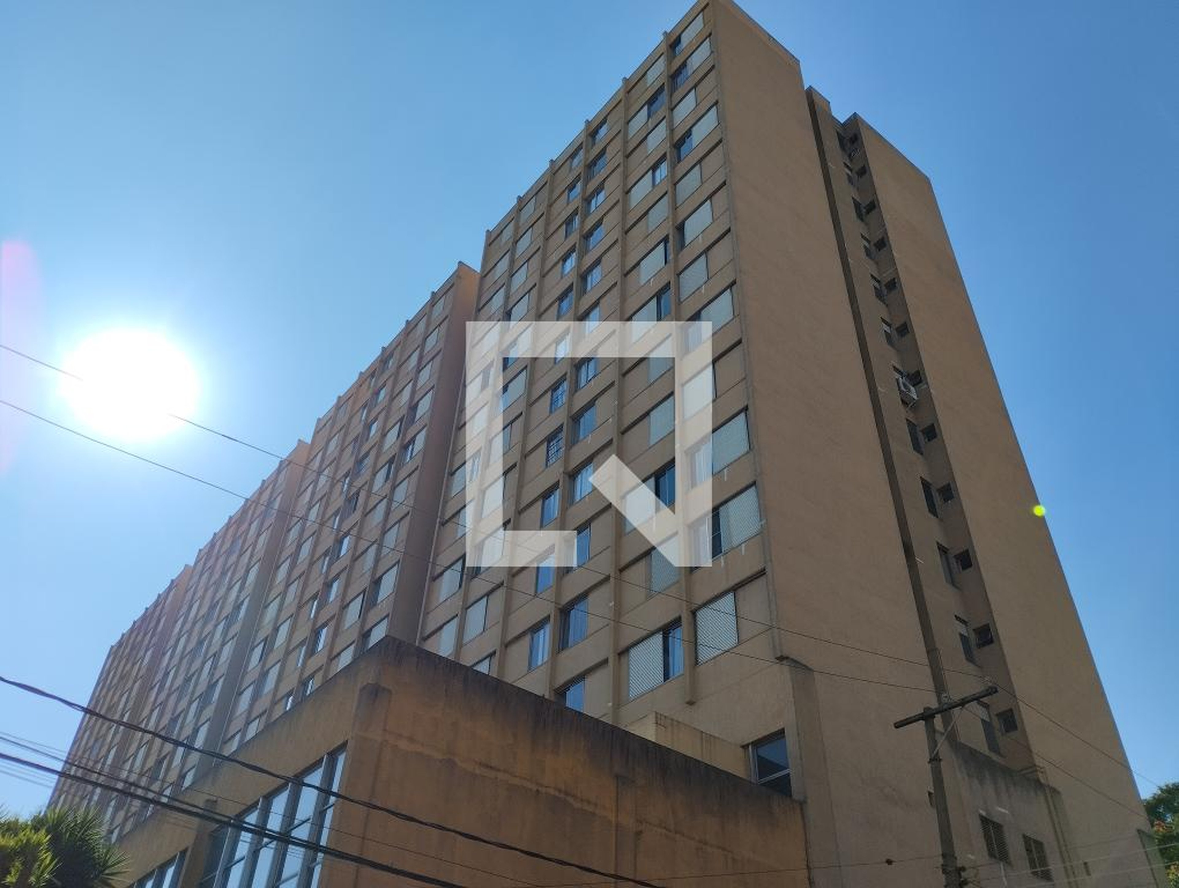 Fachada Condomínio em Rua Manequinho, 186