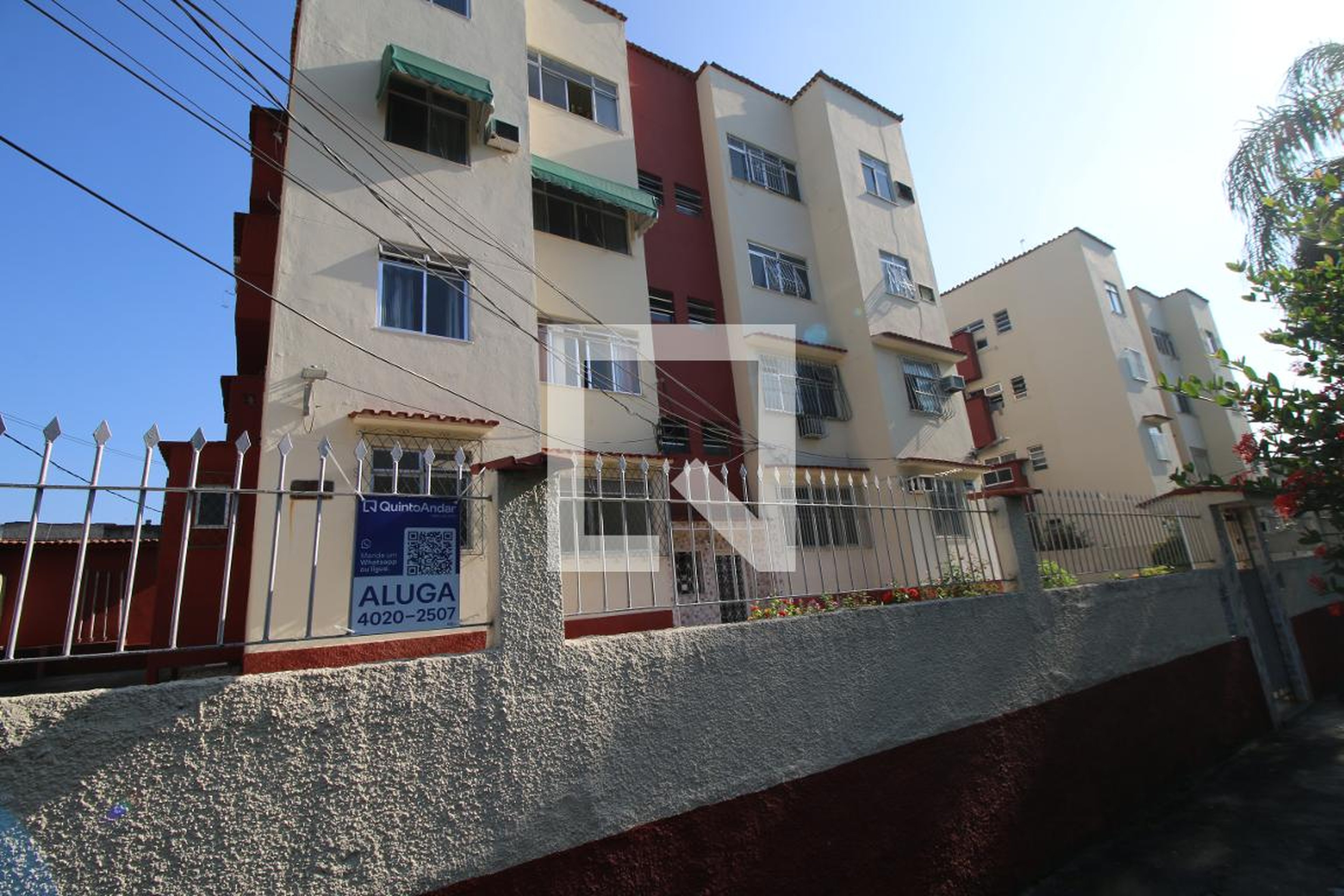 Fachada do Prédio Condomínio em Rua Amâncio Bezerra, 360