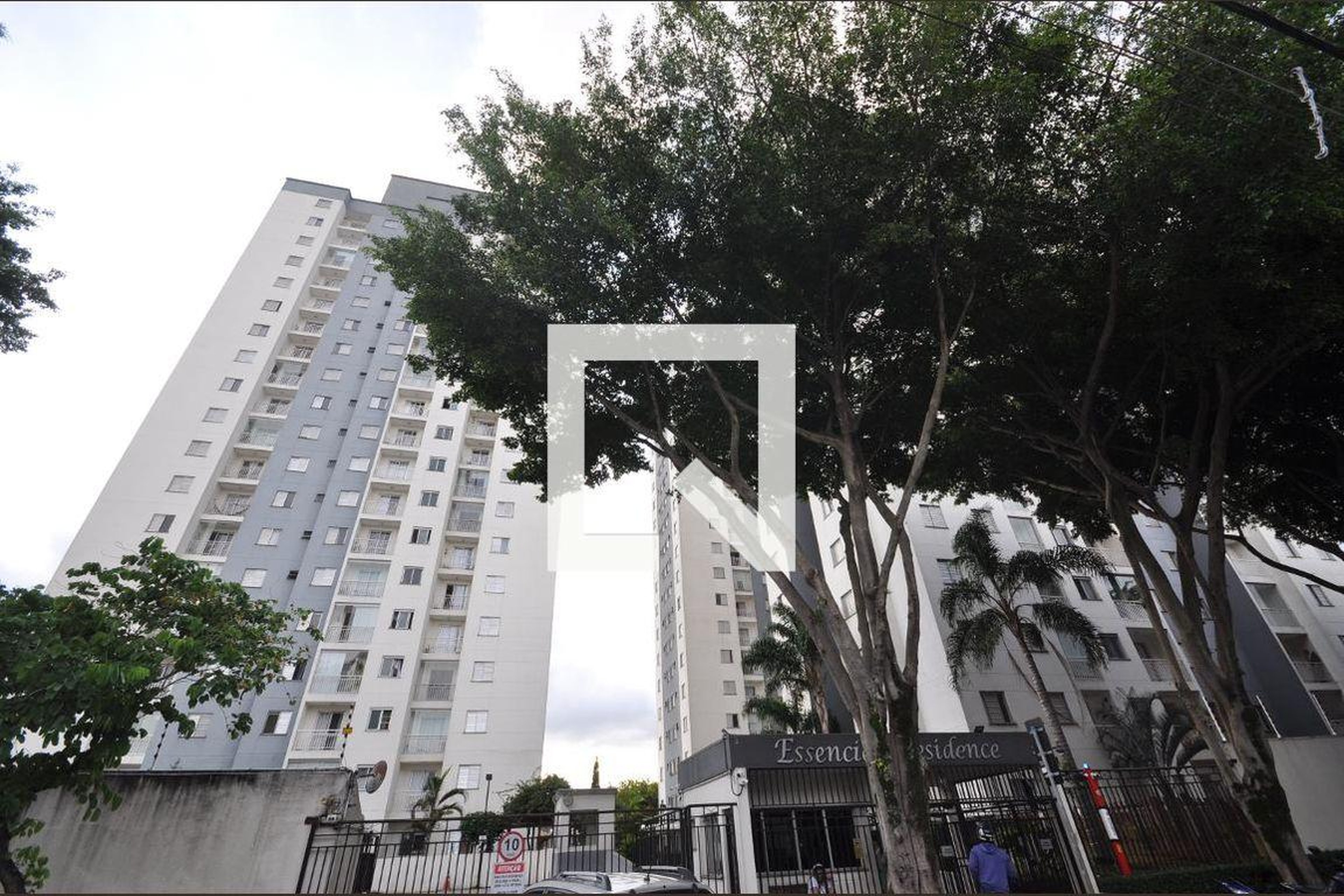 Fachada Condomínio Essencial Residence
