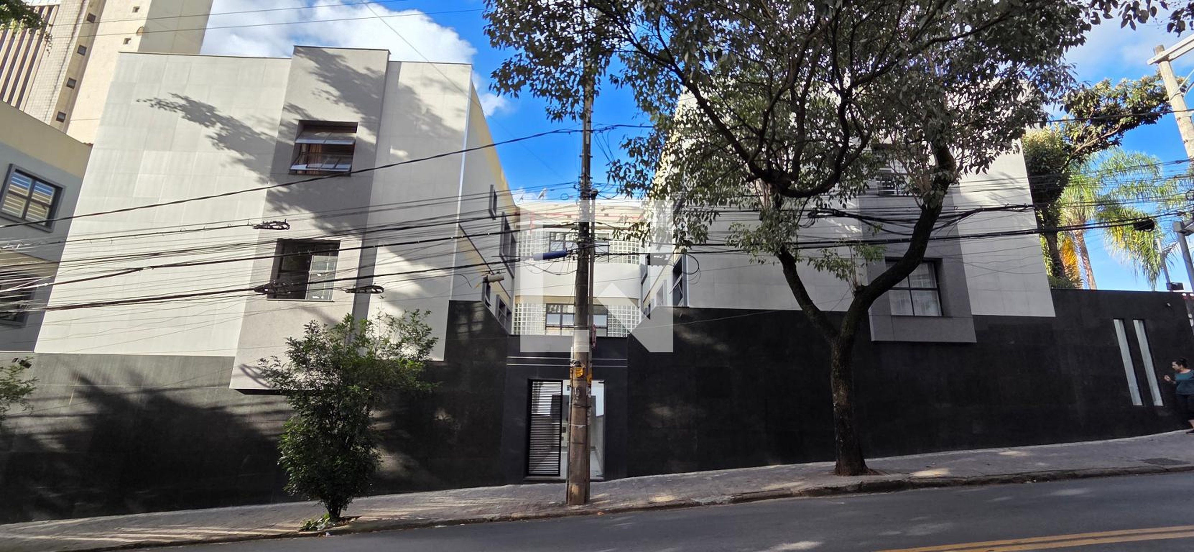 Fachada Condomínio em Rua Iraí, 175