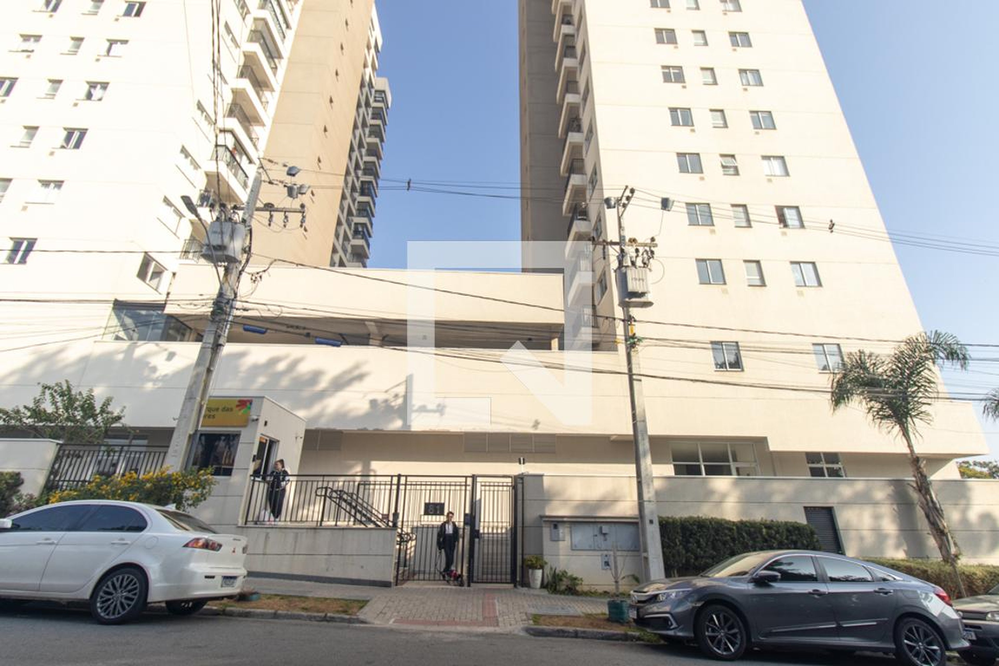 Fachada do Condomínio Residencial Parque das Flores