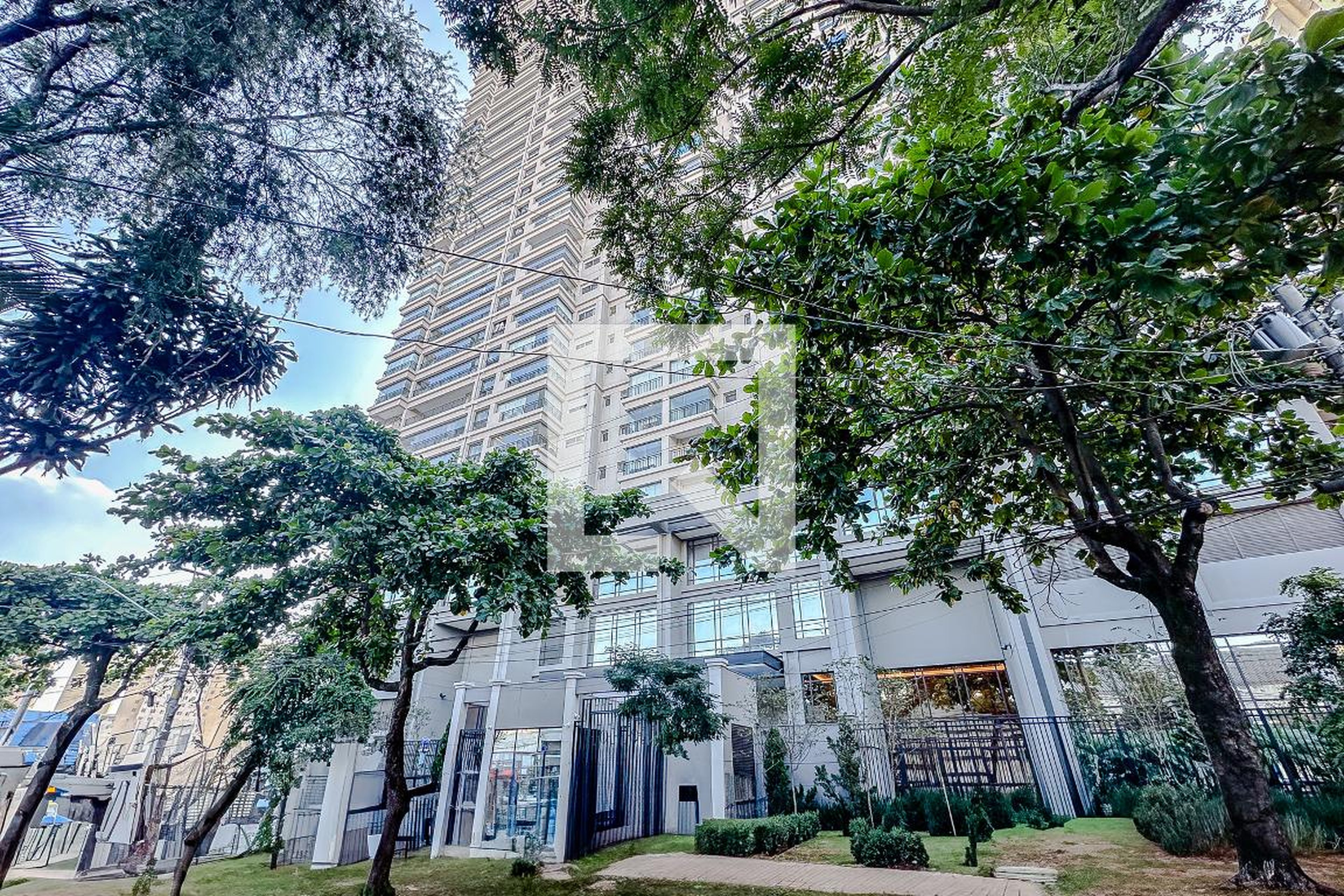 Fachada Condomínio em Rua Ernesto de Castro, 149