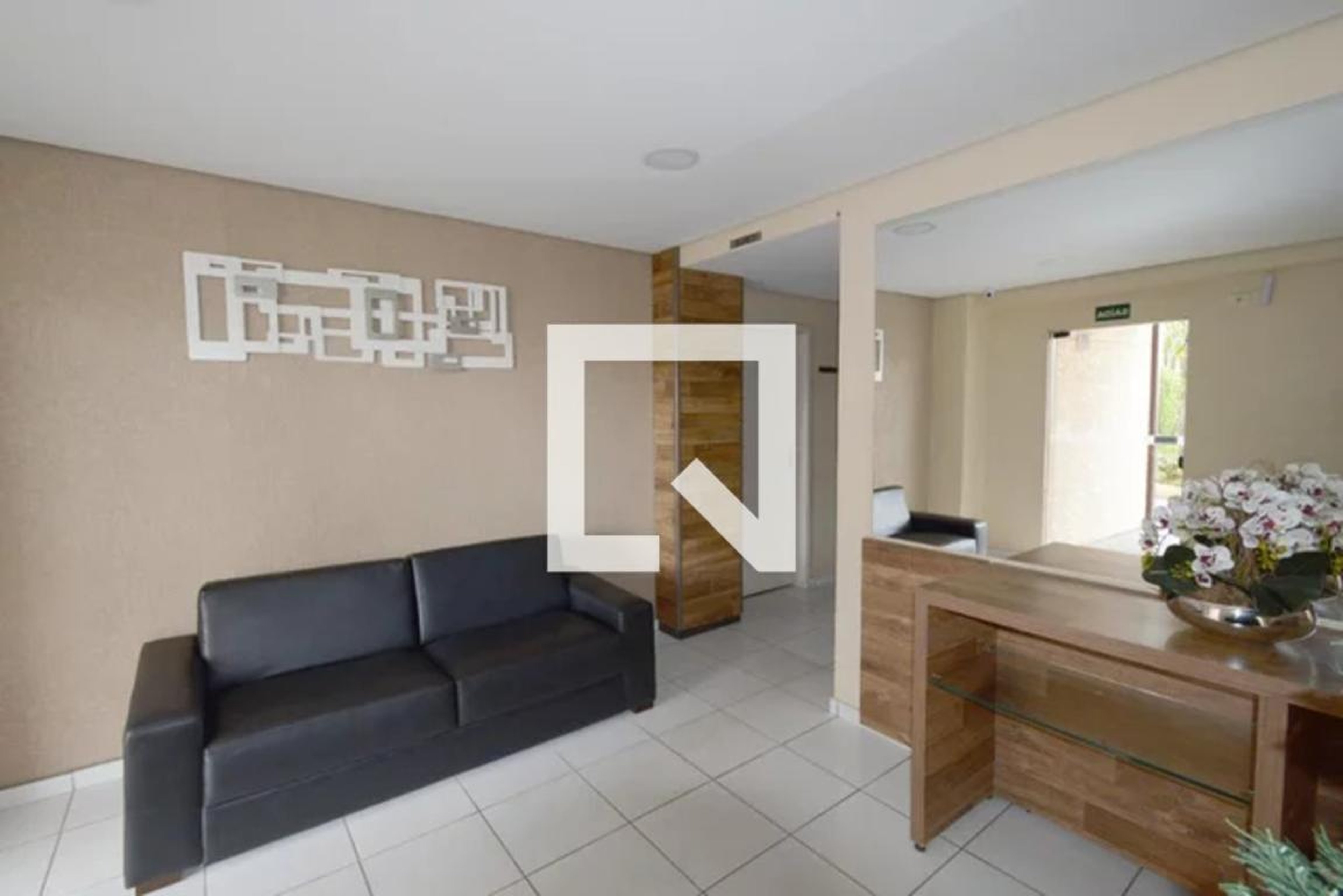 Hall Social - New Home