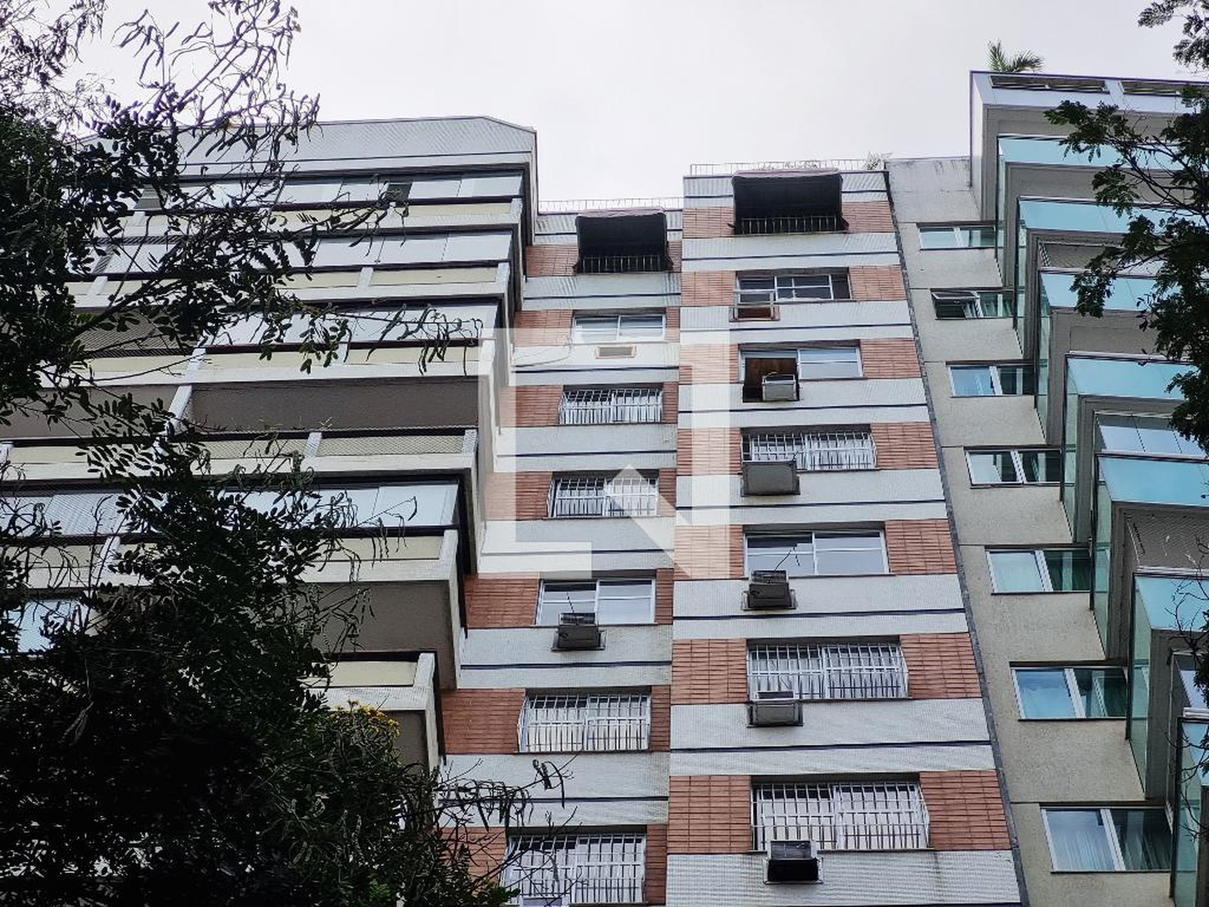 Fachada Edifício Georgina de Castro Nunes