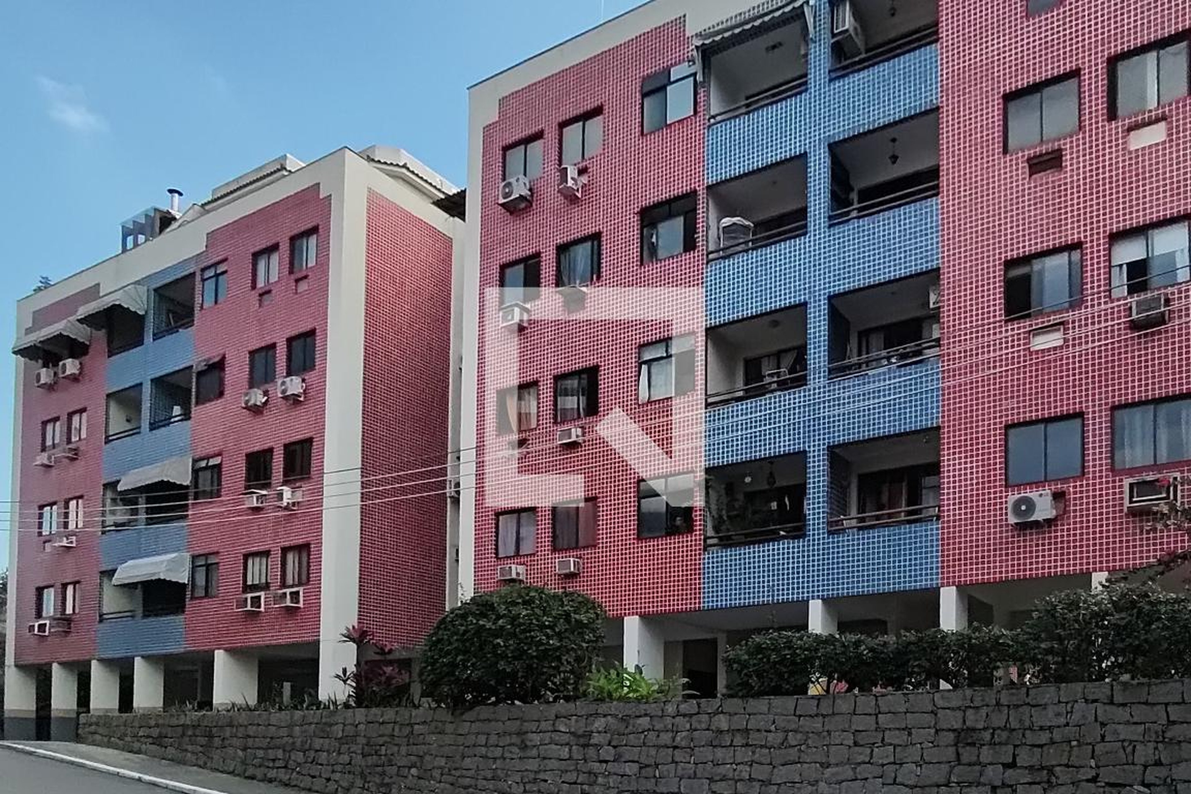 Fachada Edifício Rainbow Park