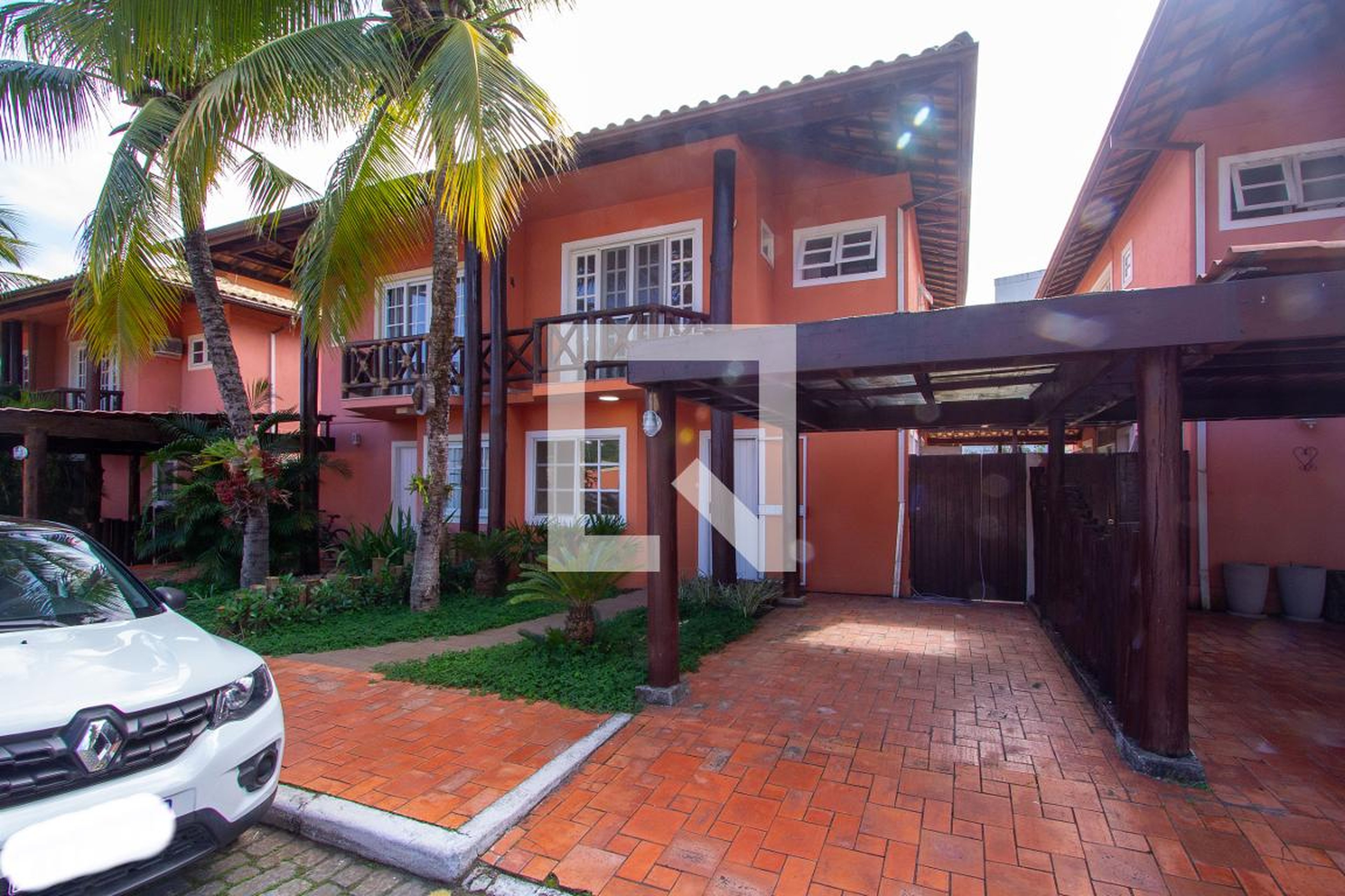 Fachada Condomínio em Avenida Professor Florestan Fernandes, 335