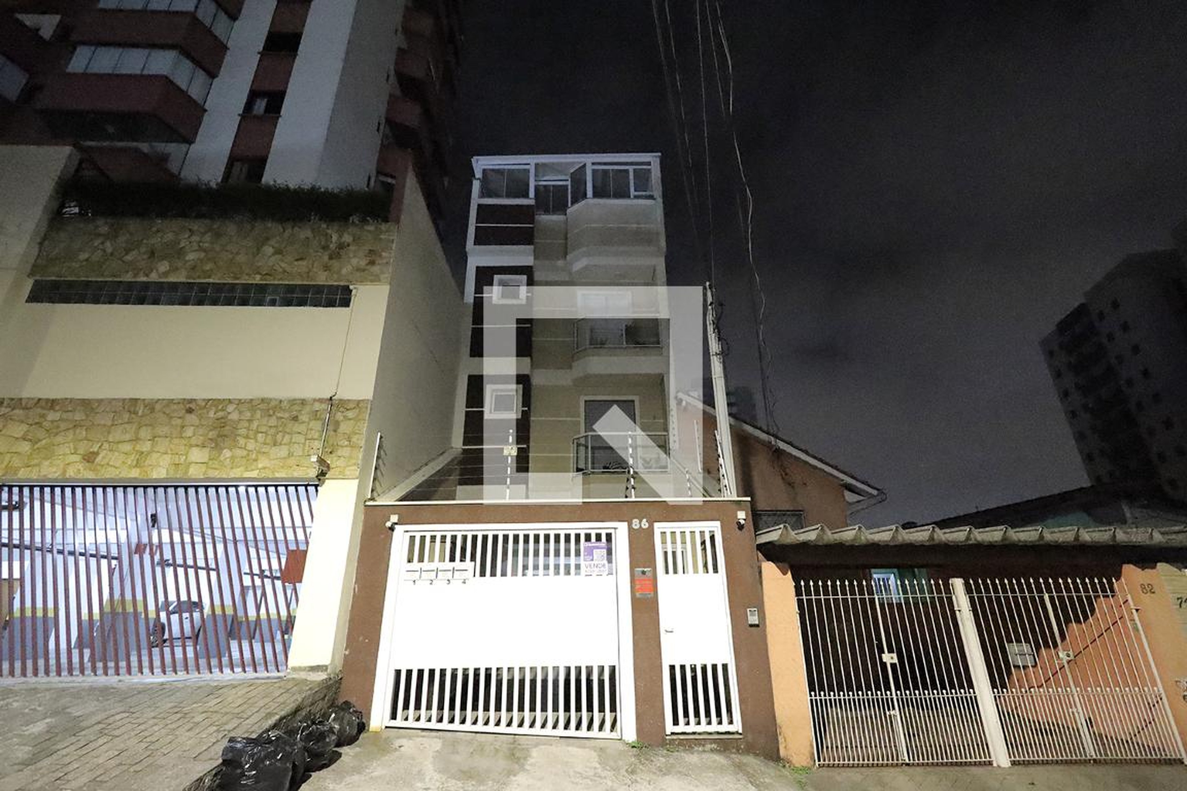 Fachada Condomínio em Rua Alemanha, 86