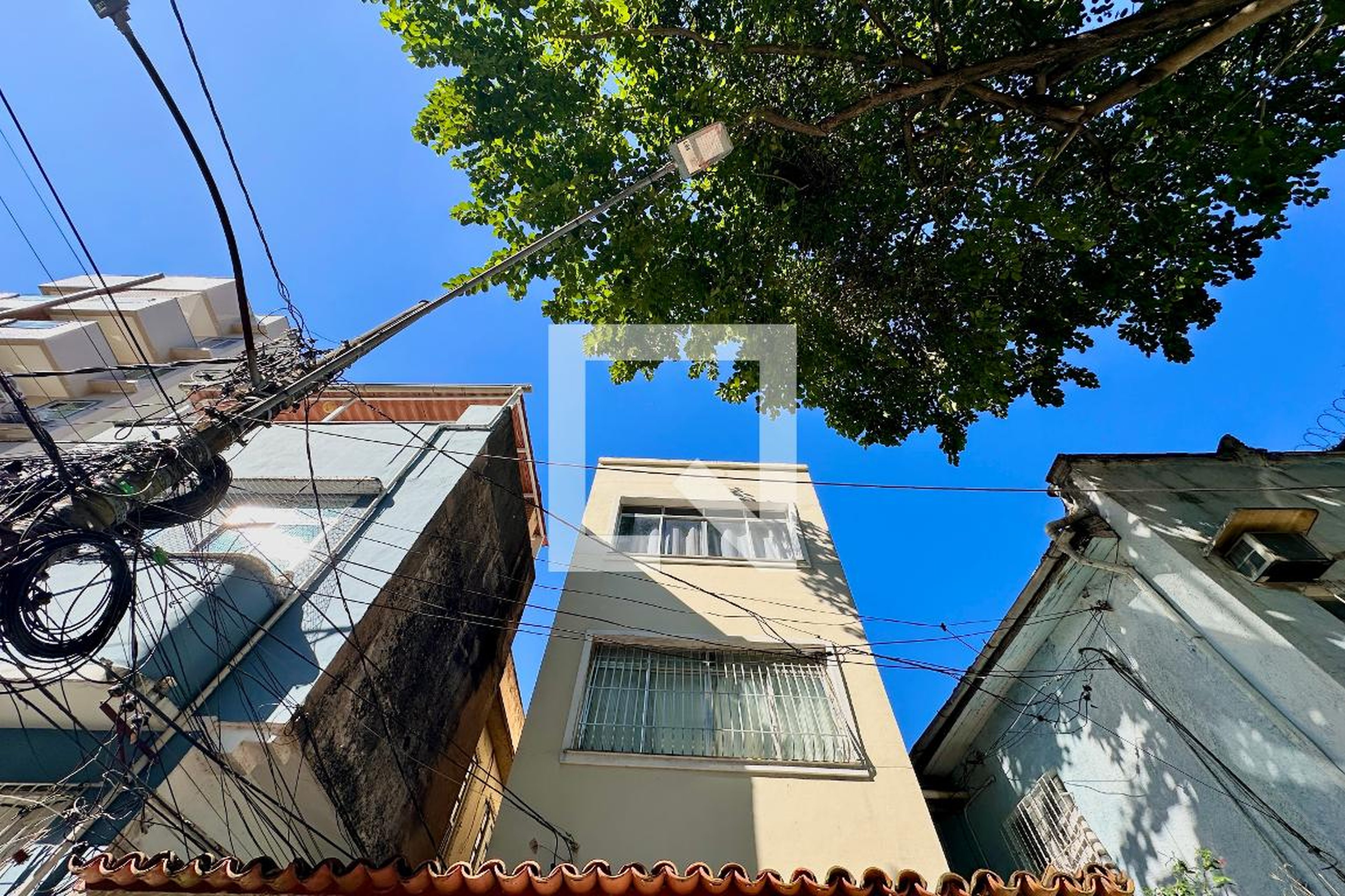 Fachada Condomínio Álvaro Ramos