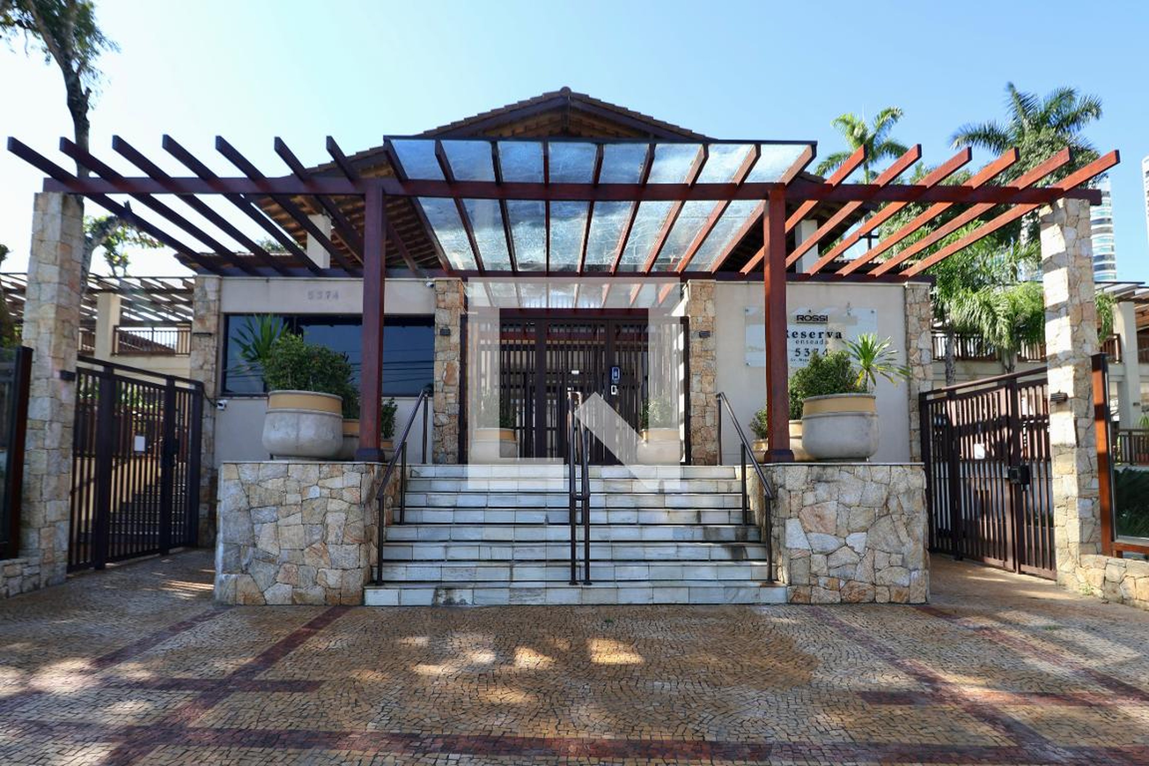 Fachada Condomínio Reserva Enseada