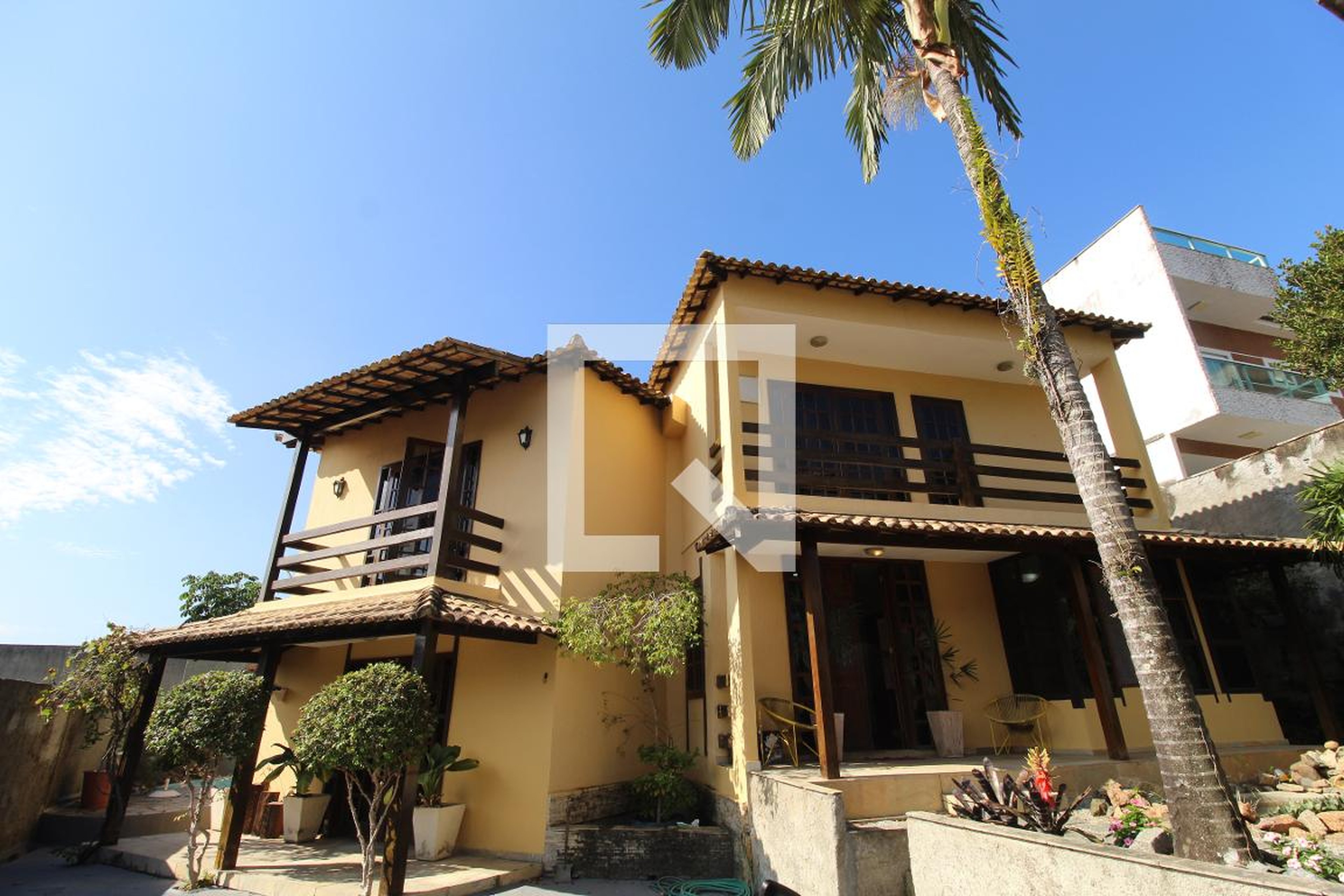 Fachada Condomínio em Estrada do Rio Grande, 3473