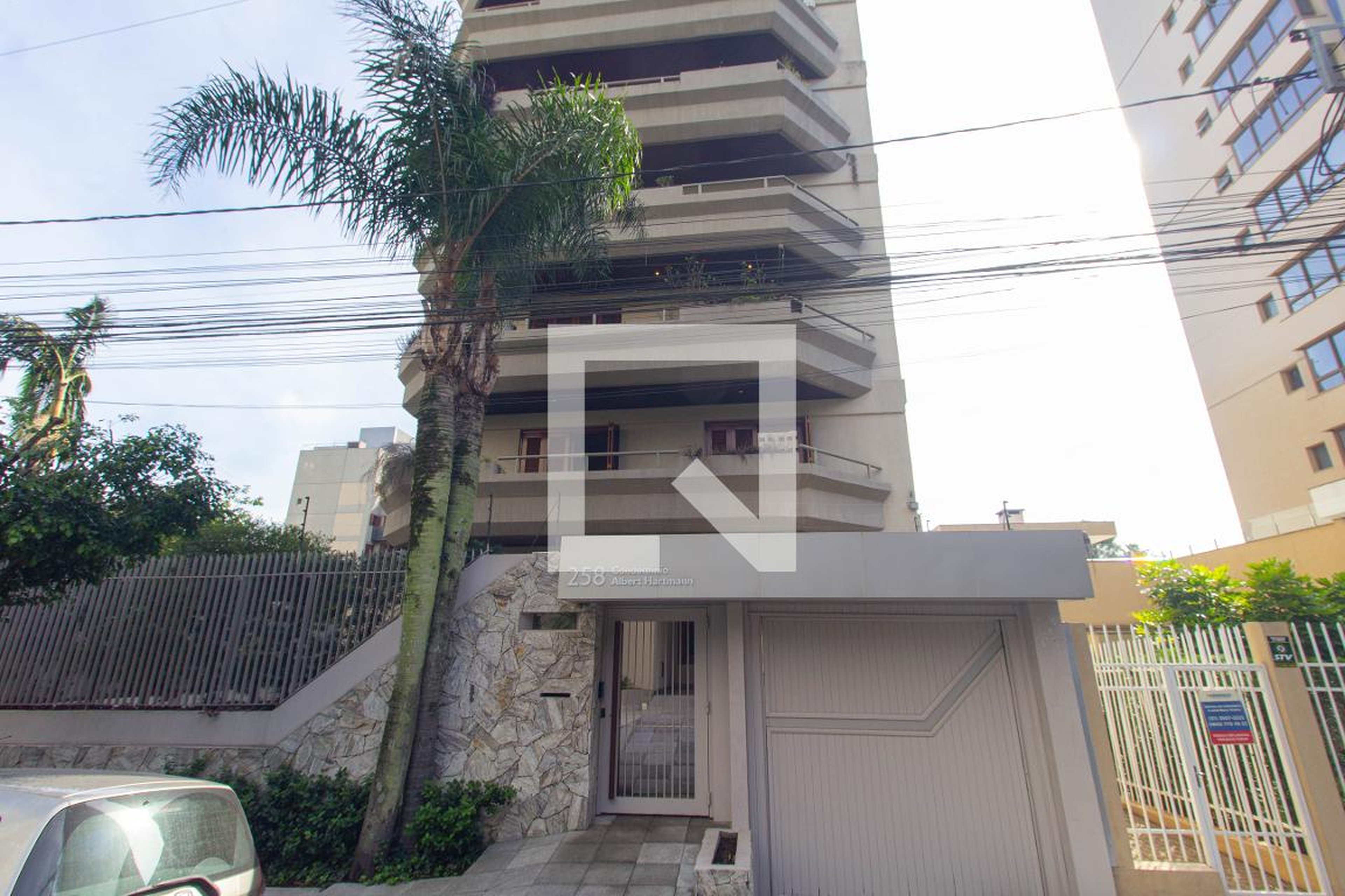 Fachada Condomínio em Rua Augusto Jung, 258