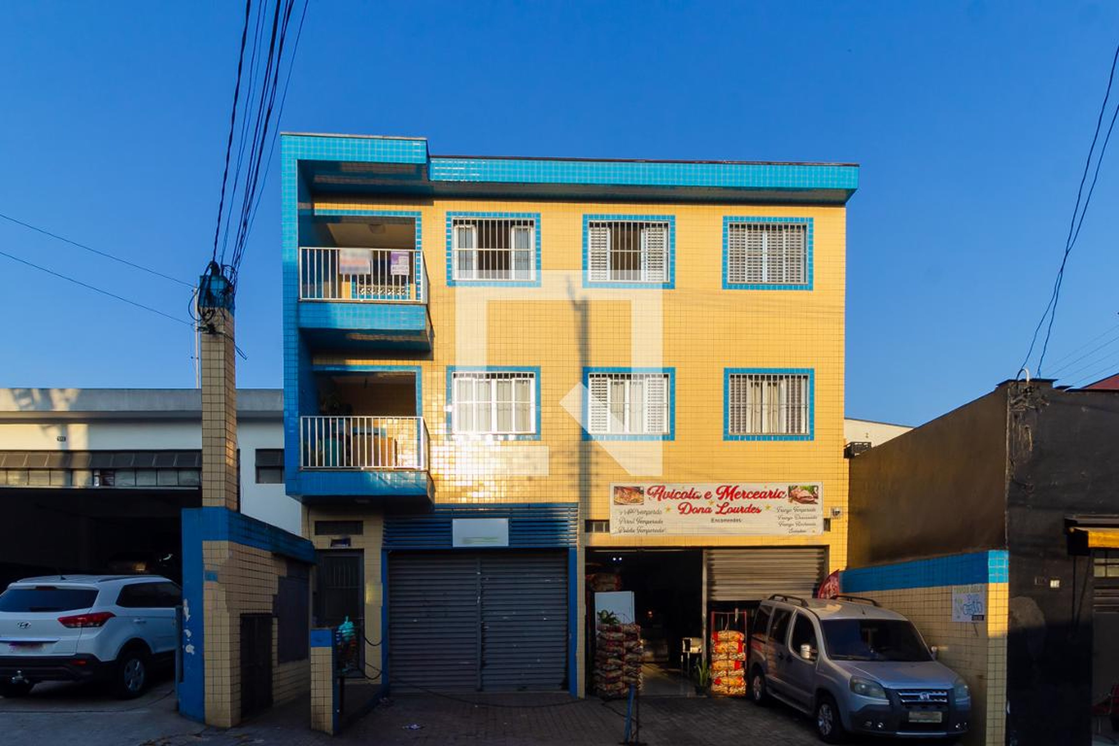 Fachada Condomínio em Rua José Macedo, 597