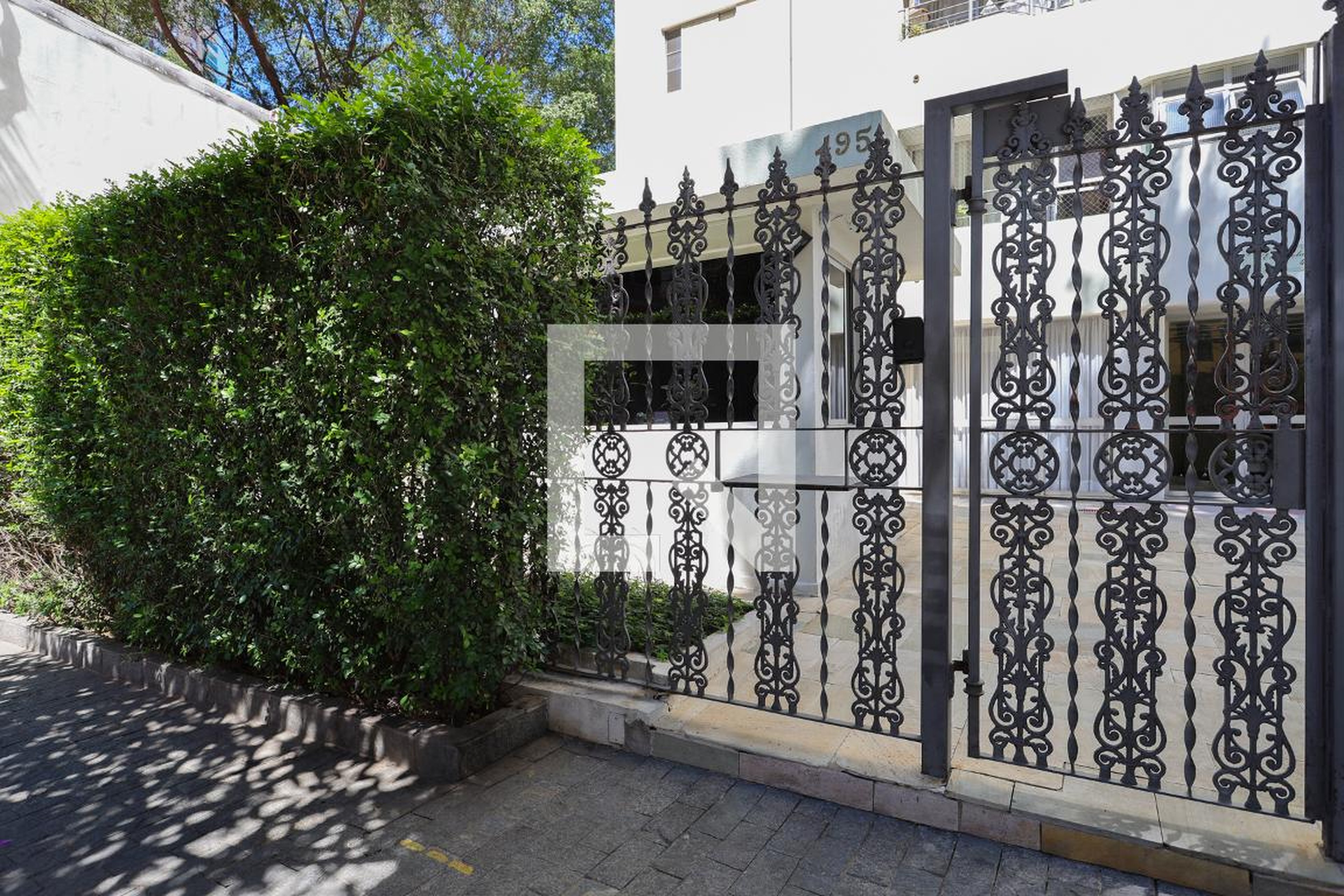 Fachada do condomínio Edifício Solar Vila Real