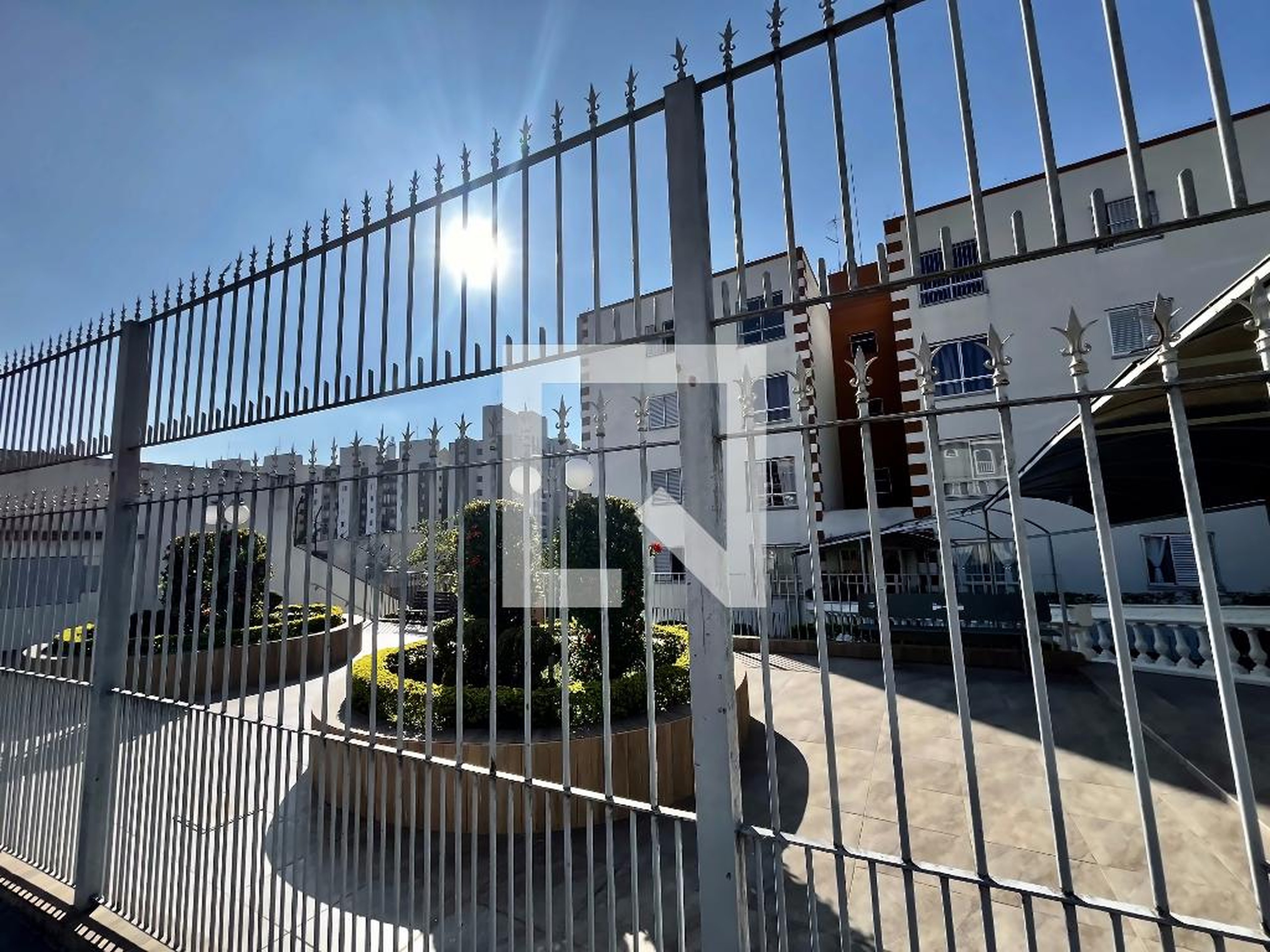 Fachada Condomínio em Rua Pedro Osório Filho, 835