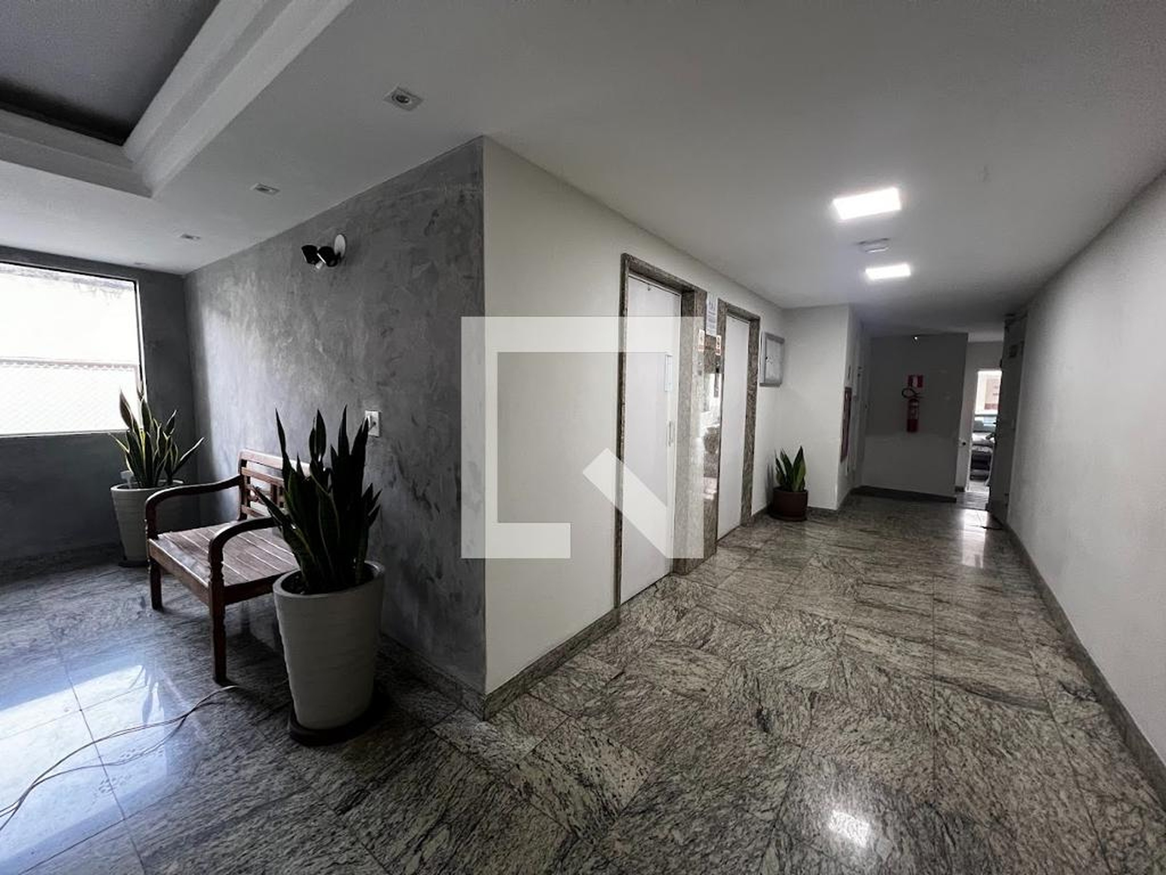 Hall - Vitor Meireles