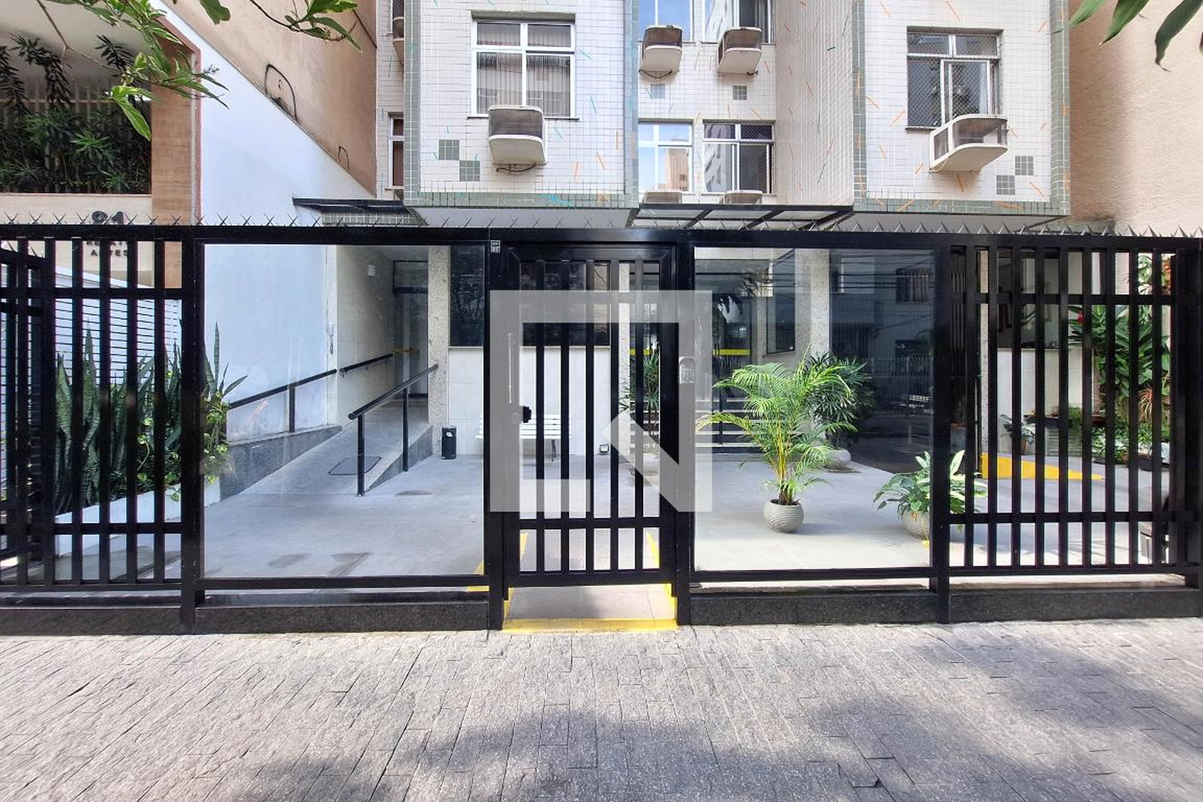 Fachada Condomínio Carvalho