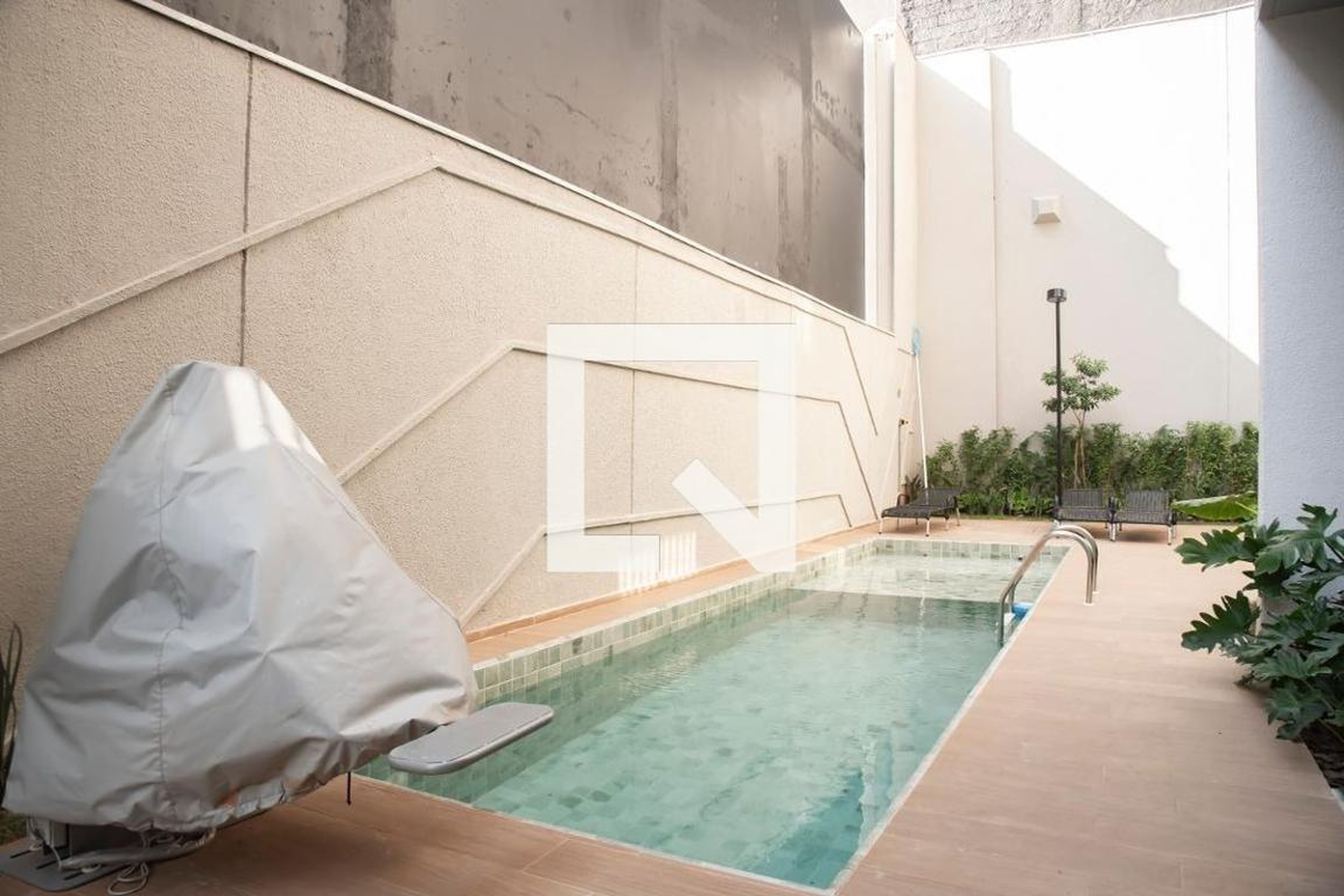 Piscina - Edifício Mauro567