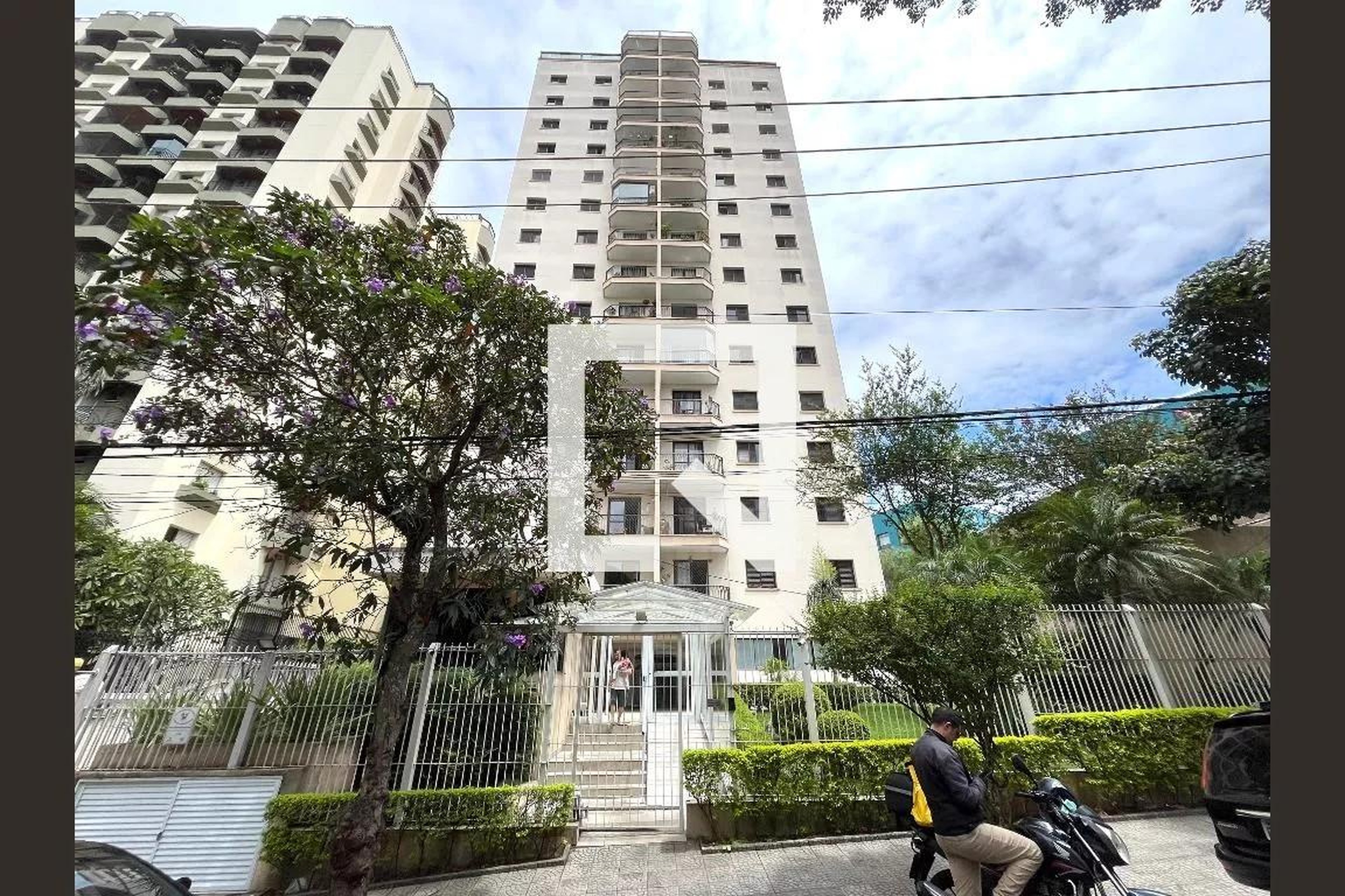 Fachada do Prédio Edifício Quinta da Ribeira