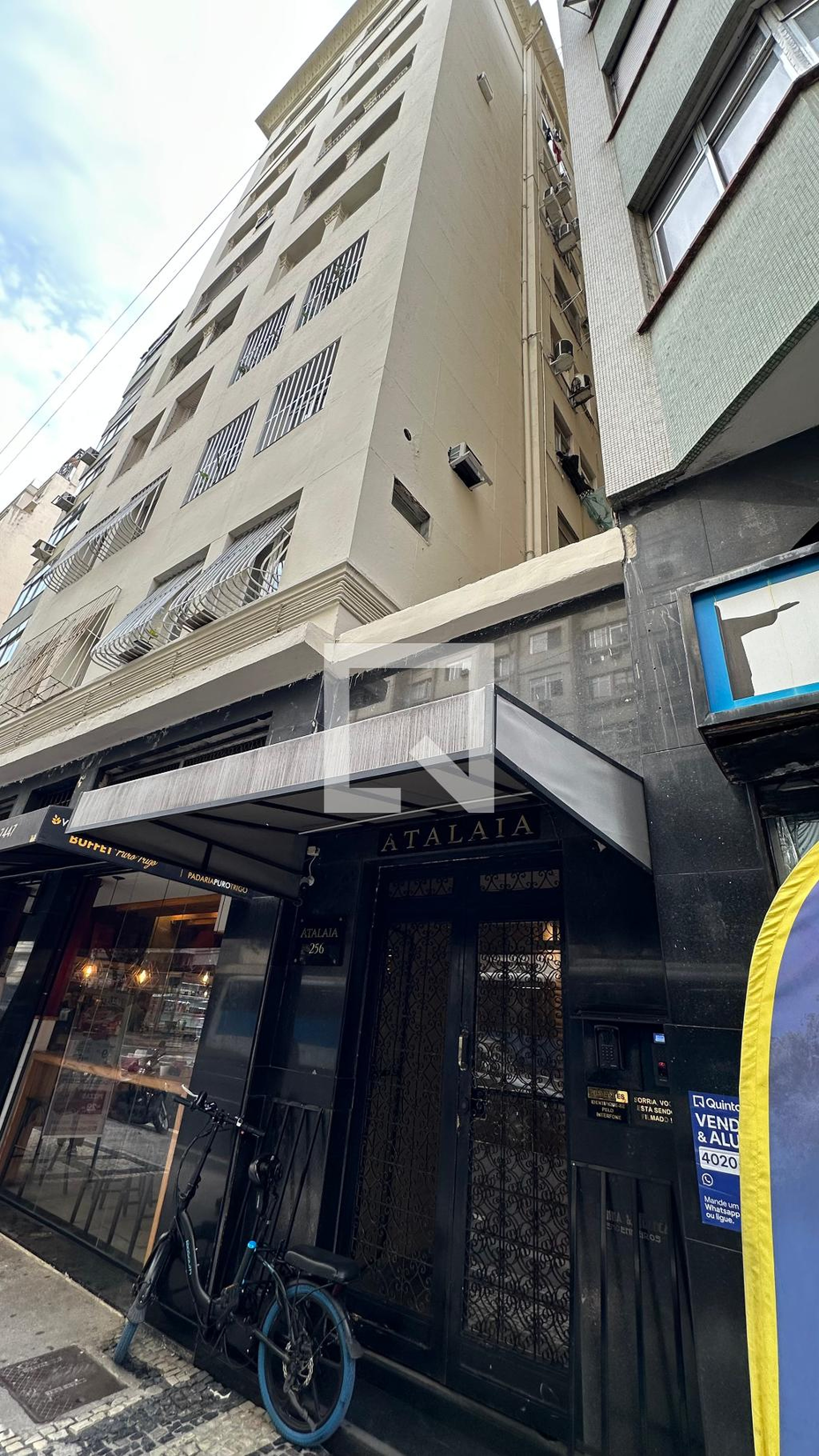 Fachada Condomínio em Avenida Nossa Senhora de Copacabana, 256