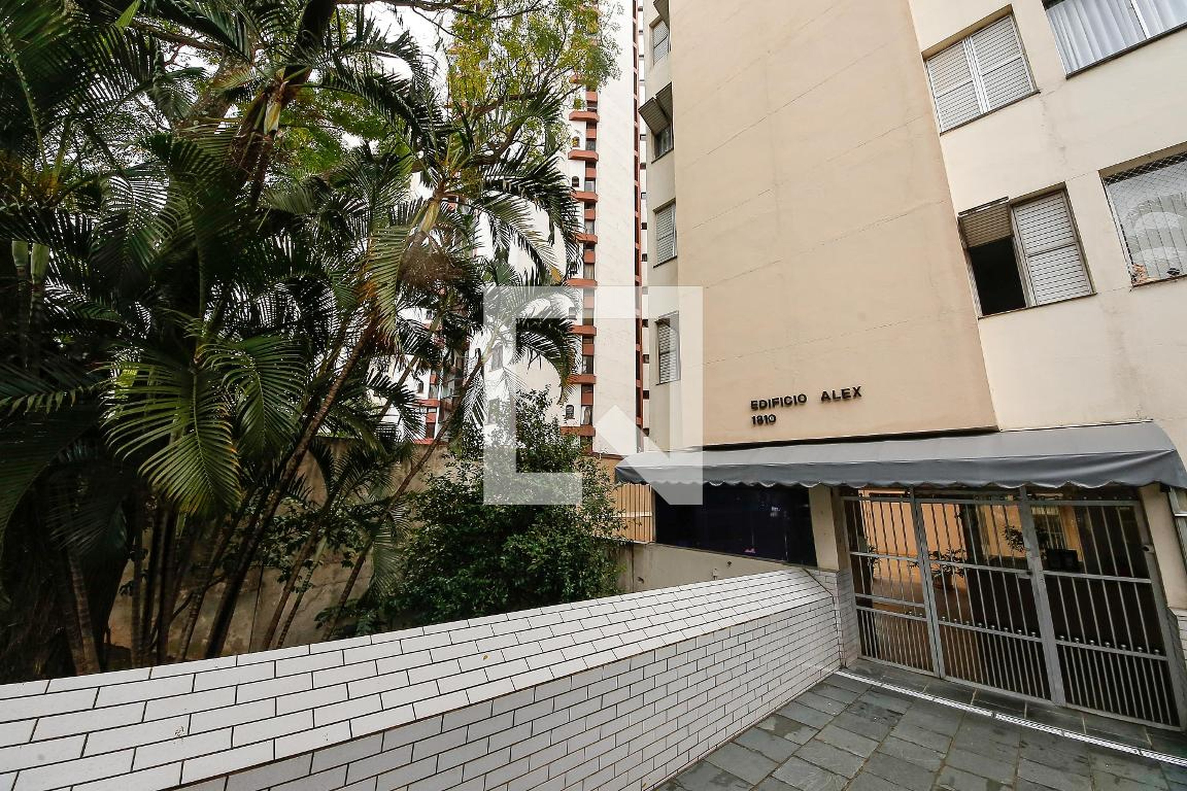 Fachada do Prédio Edifício Alex