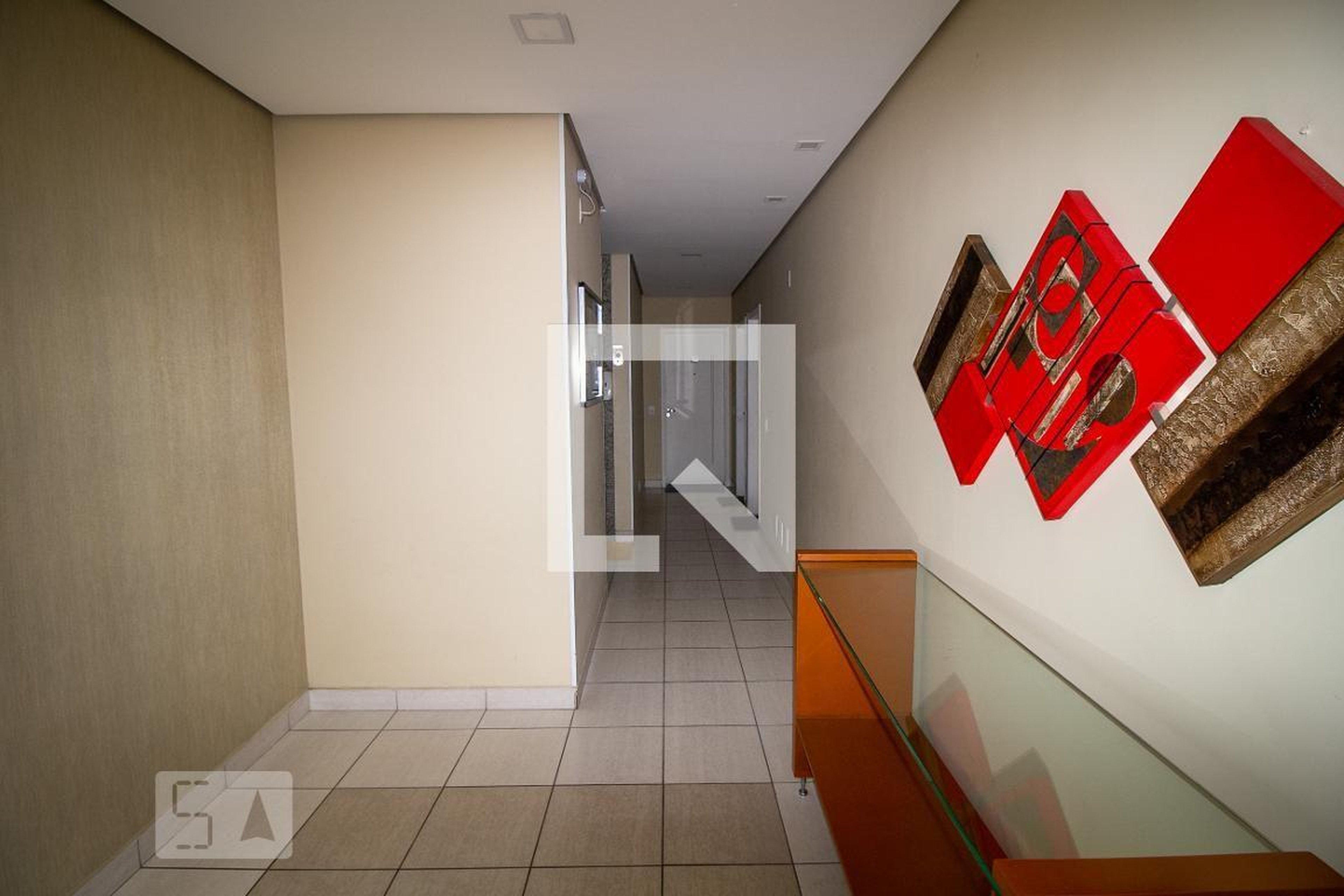 Hall de entrada Condomínio em Rua Rego Barros, 568