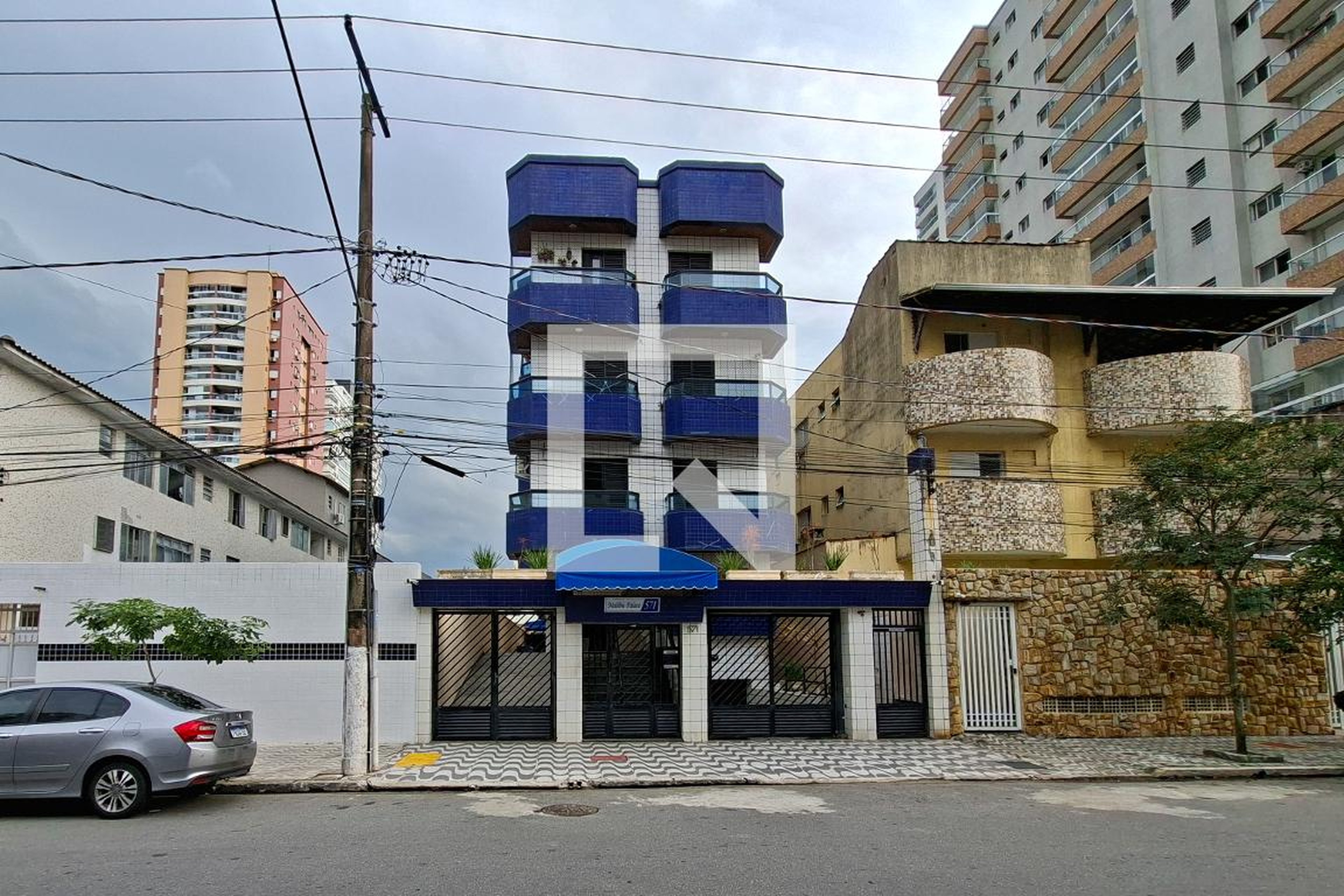 Fachada do Prédio Condomínio Malibu Palace