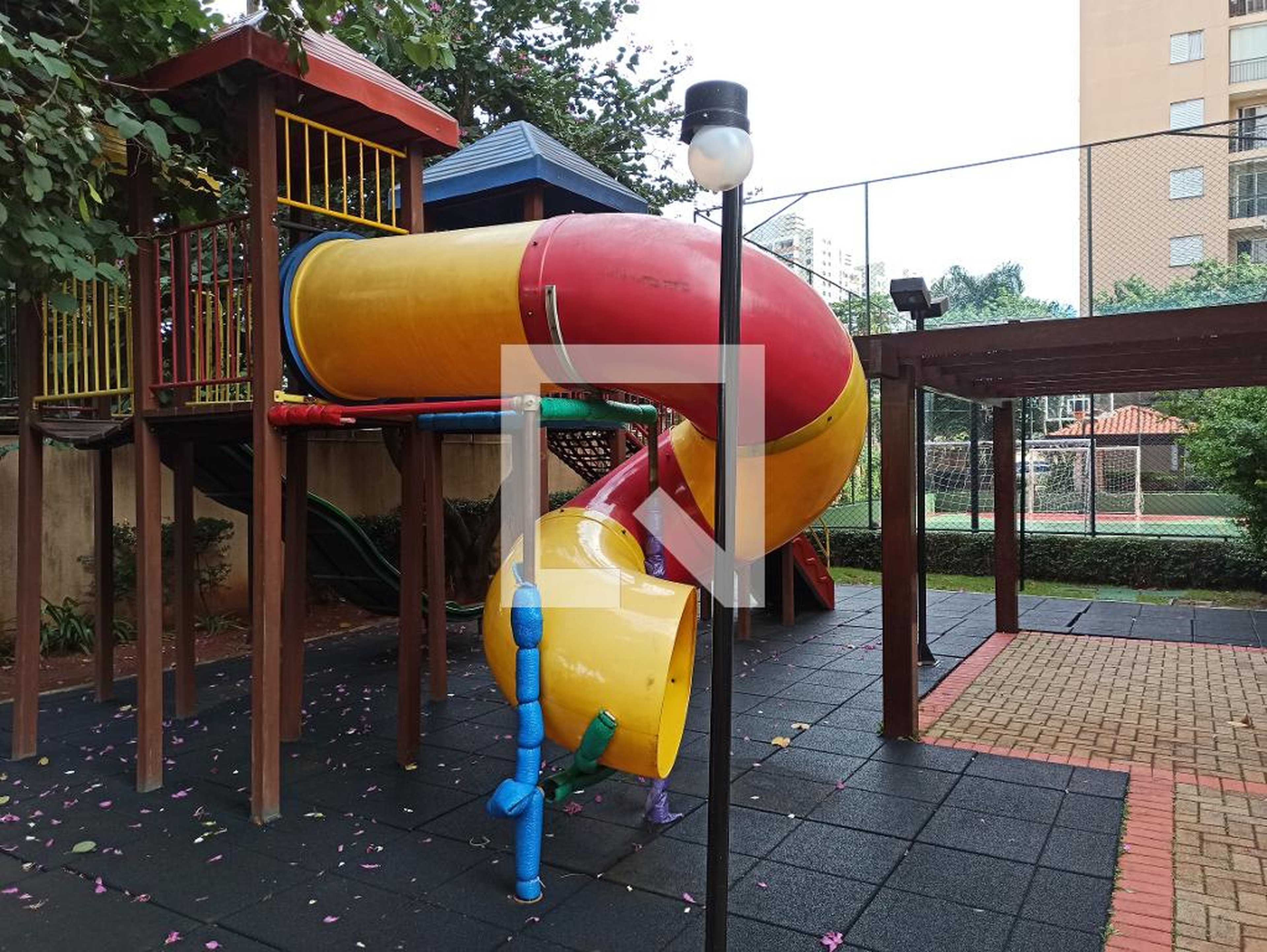 Playground - Verita - Freguêsia