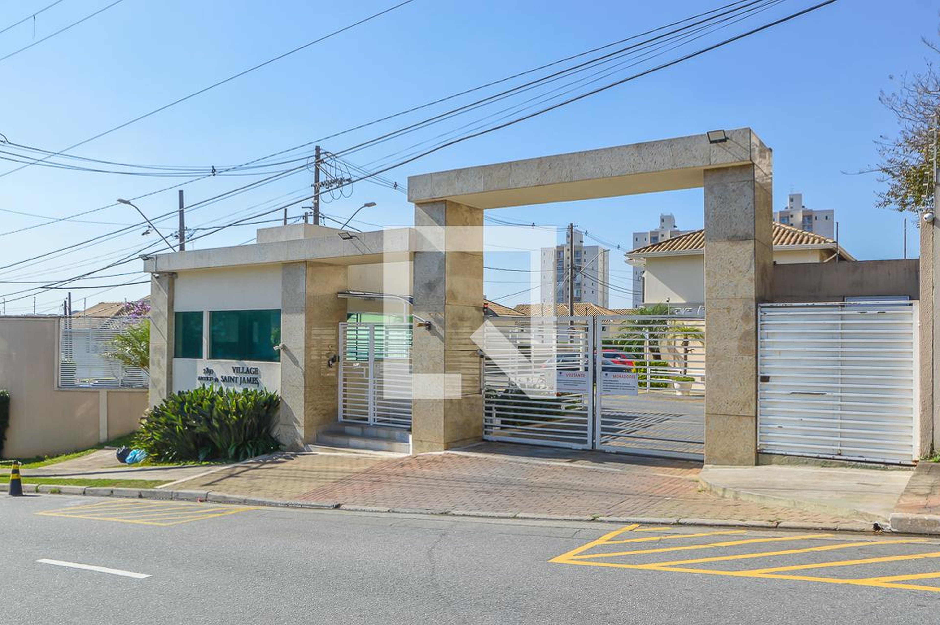 Fachada Residencial Village Saint James