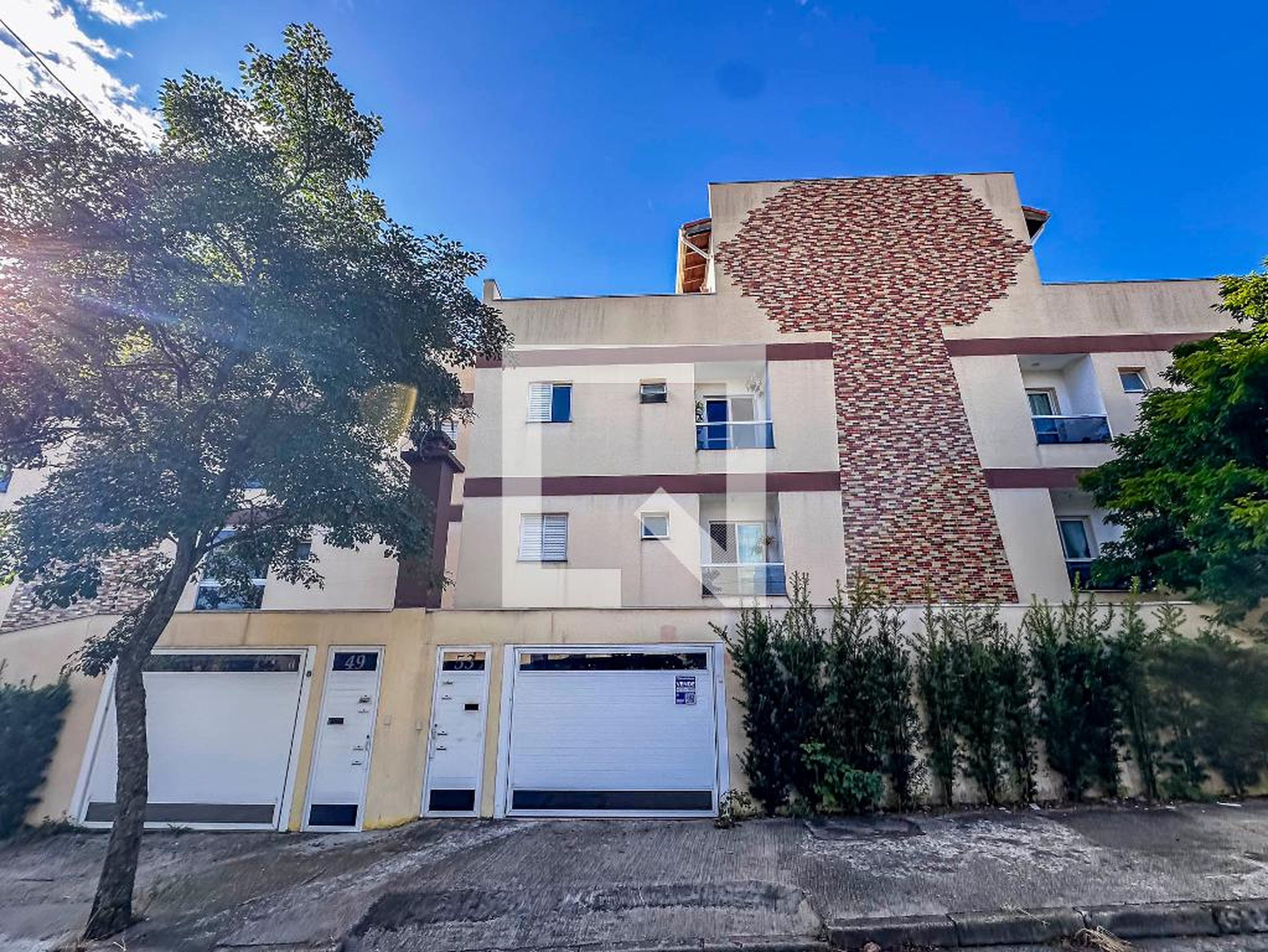 Fachada Condomínio em Rua Jabaquara, 53