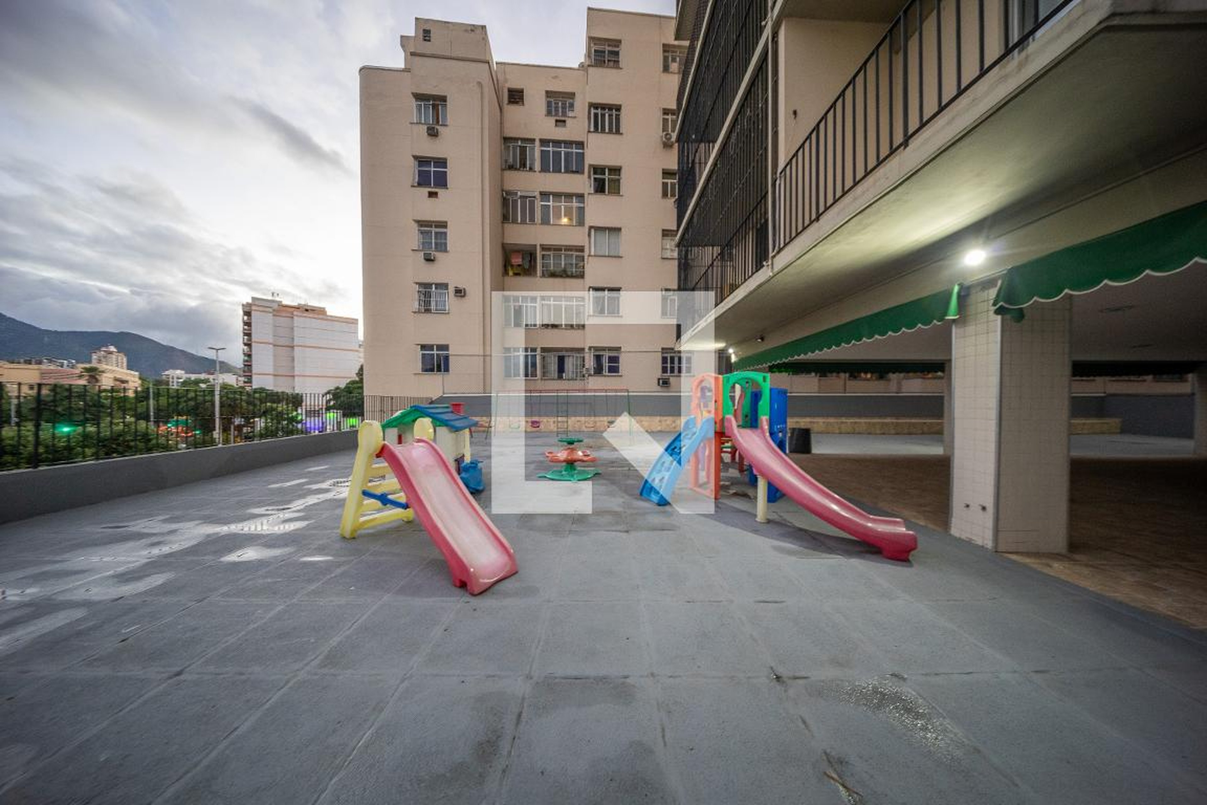 Playground - Edifício Estrela da Vila