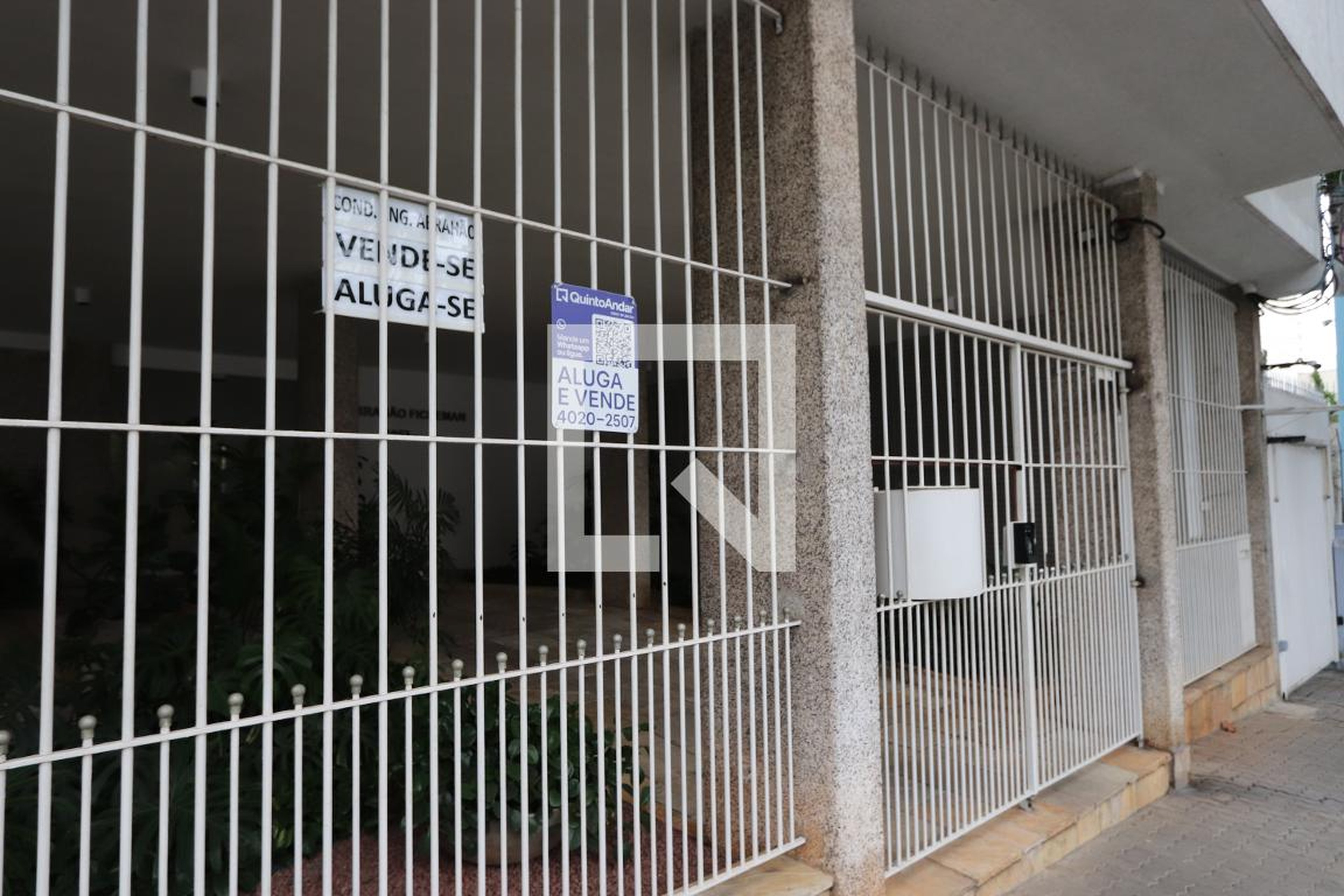 Entrada do Prédio - Abraão Fishermann