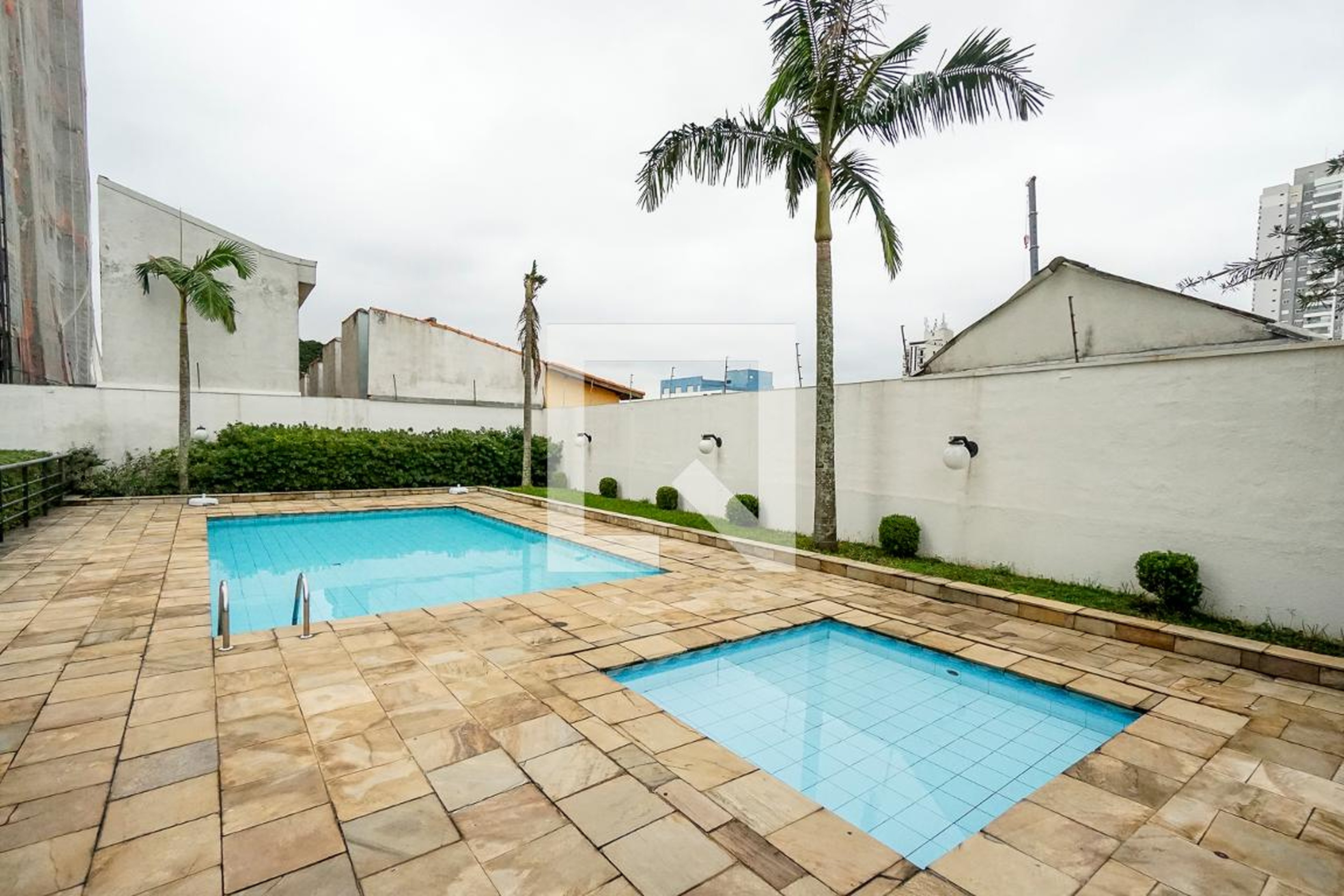 Piscina - Edifício Plaza D Este