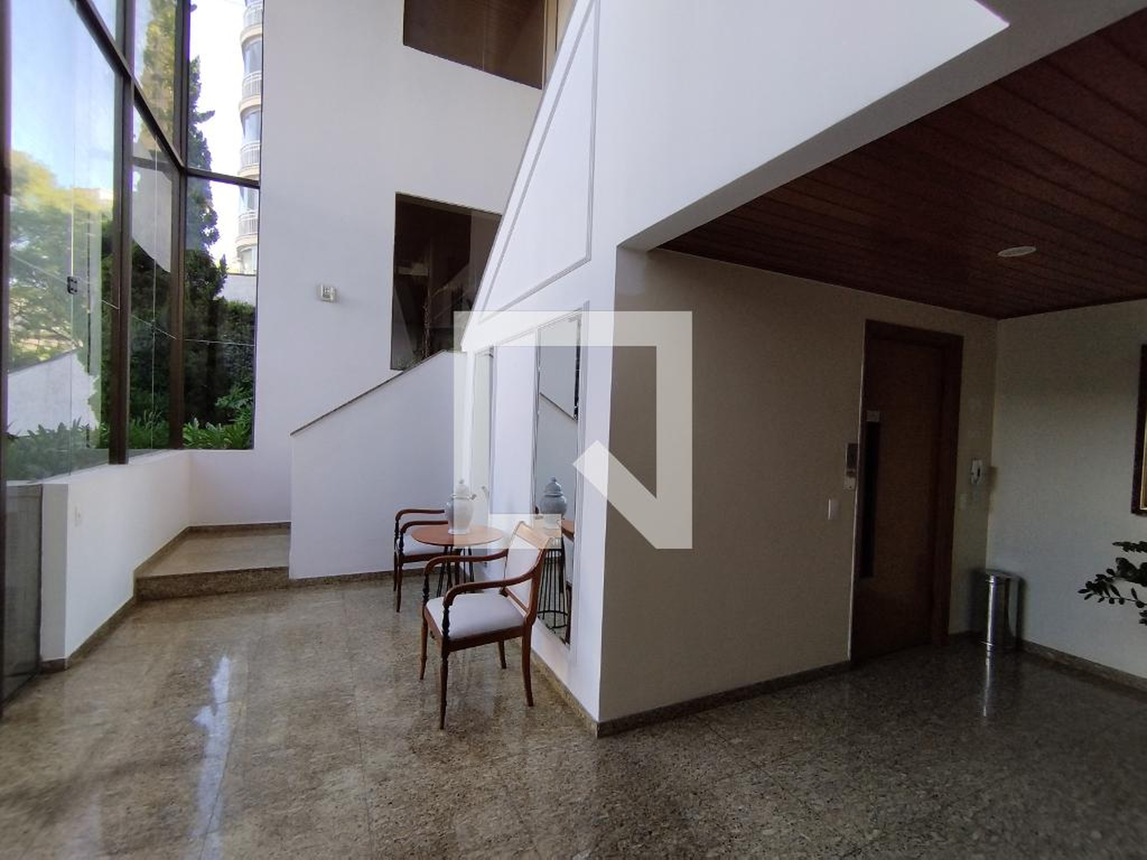 Hall de entrada - Safira