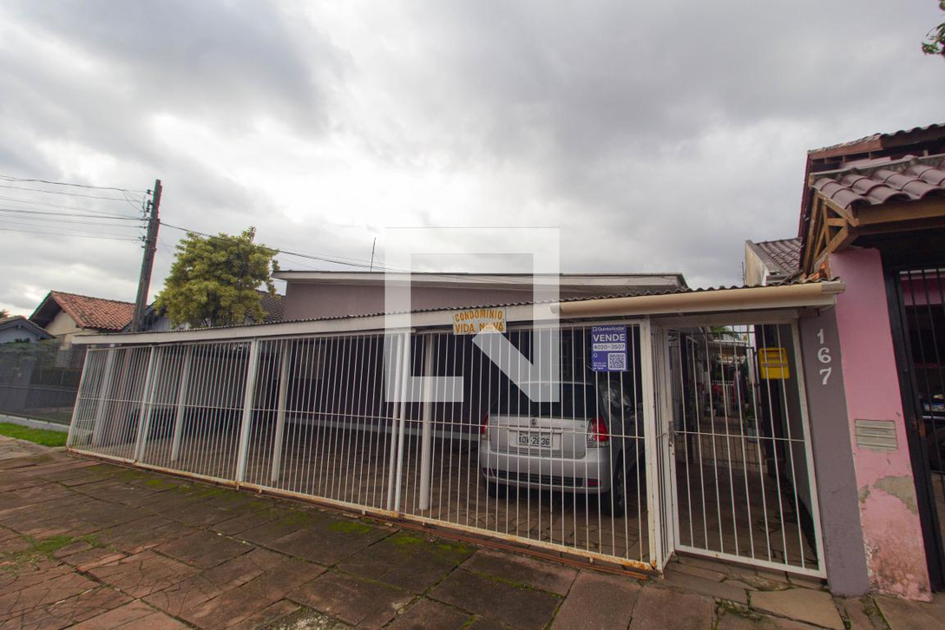 Fachada Condomínio em Rua Emílio Cristiano Buhler, 167