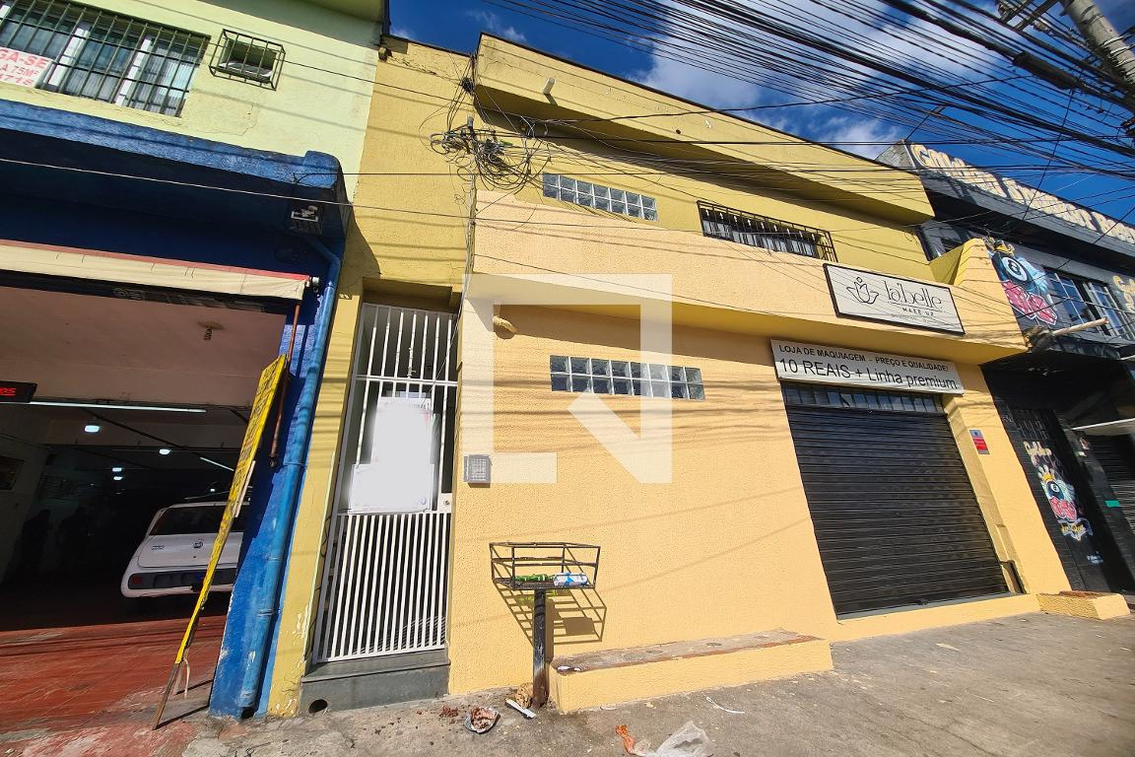 Fachada Condomínio em Avenida Antônio Manograsso, 658
