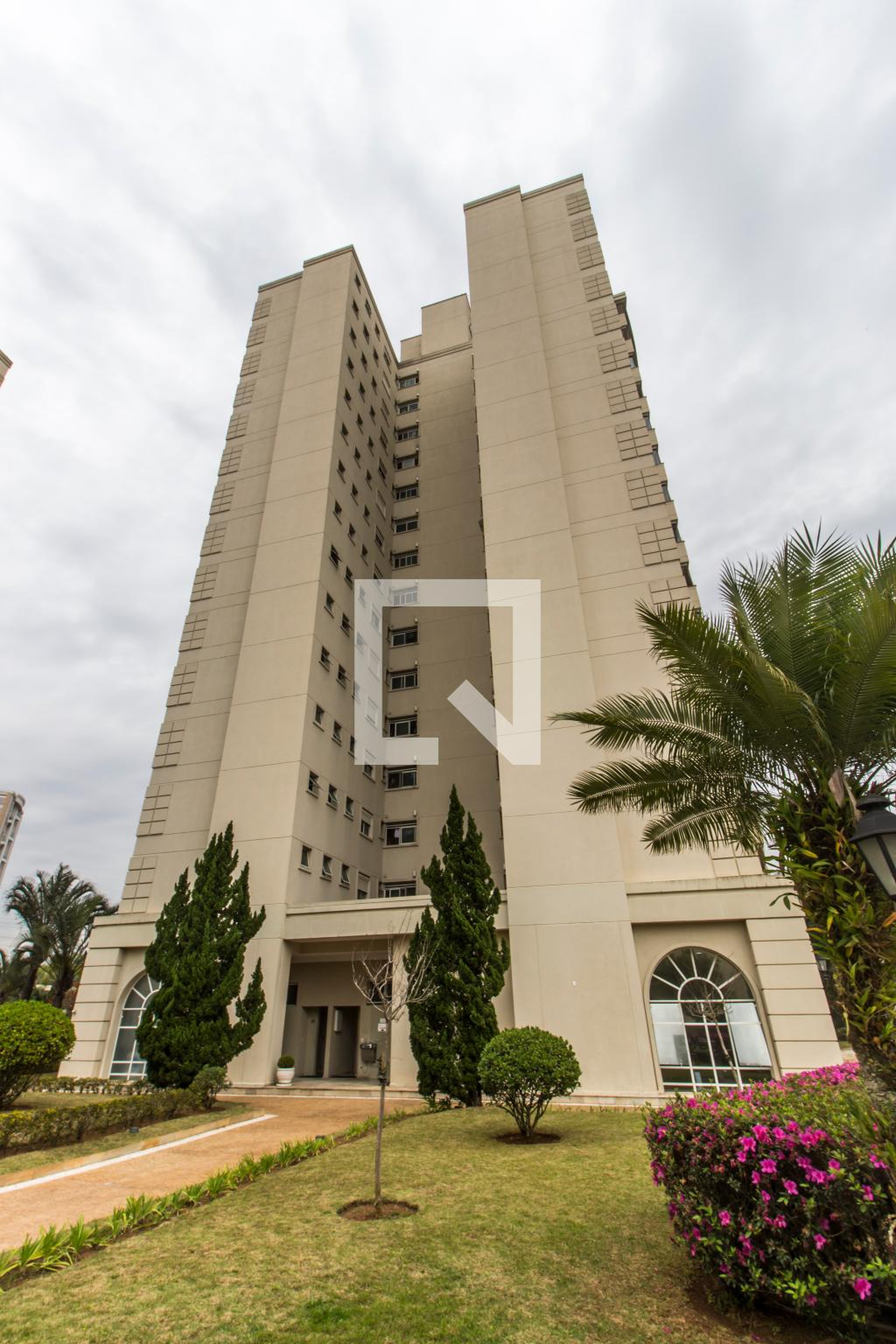 Fachada Residencial Parque Tamboré
