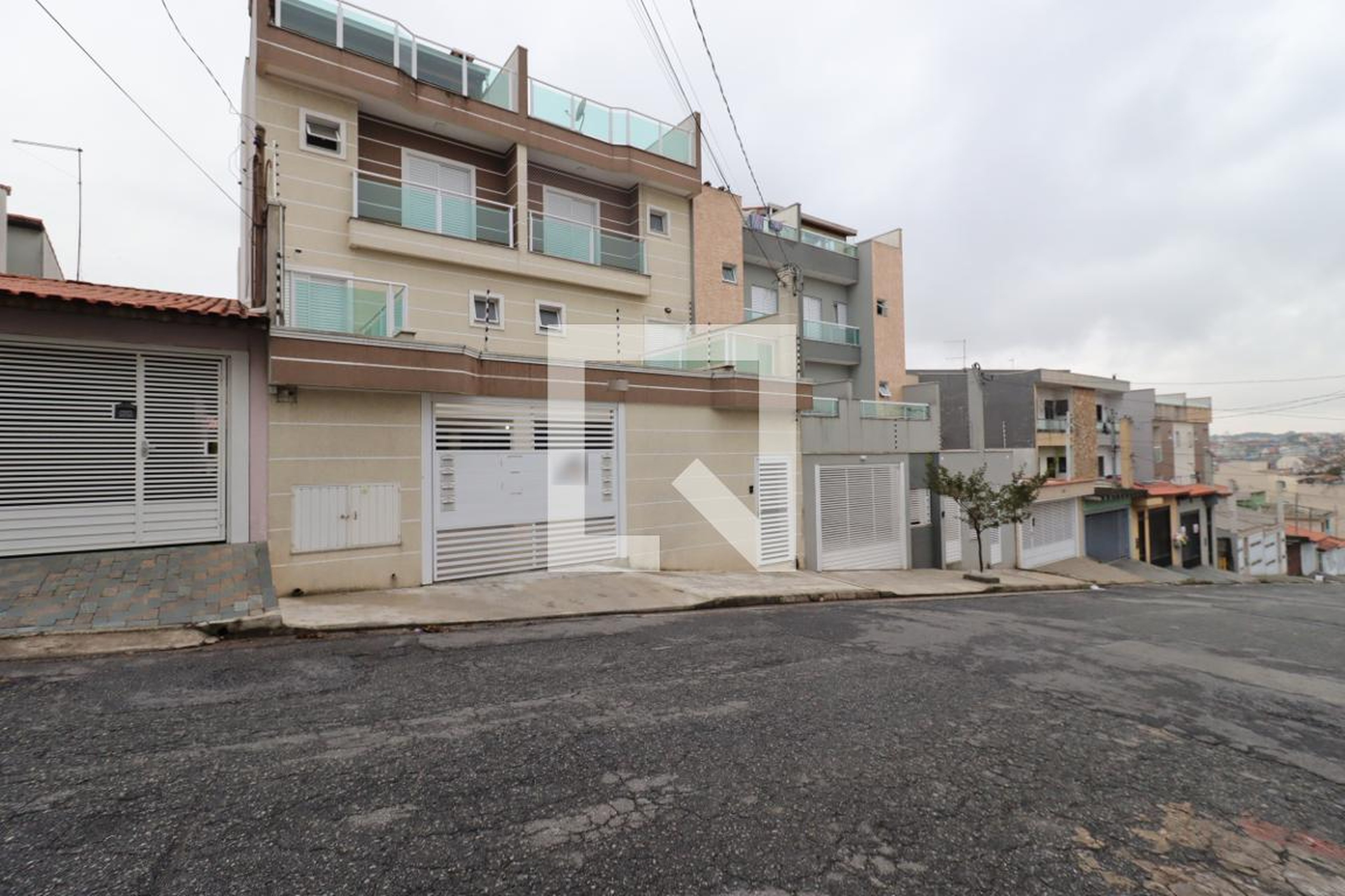 Fachada Condomínio em Rua Nigéria, 285