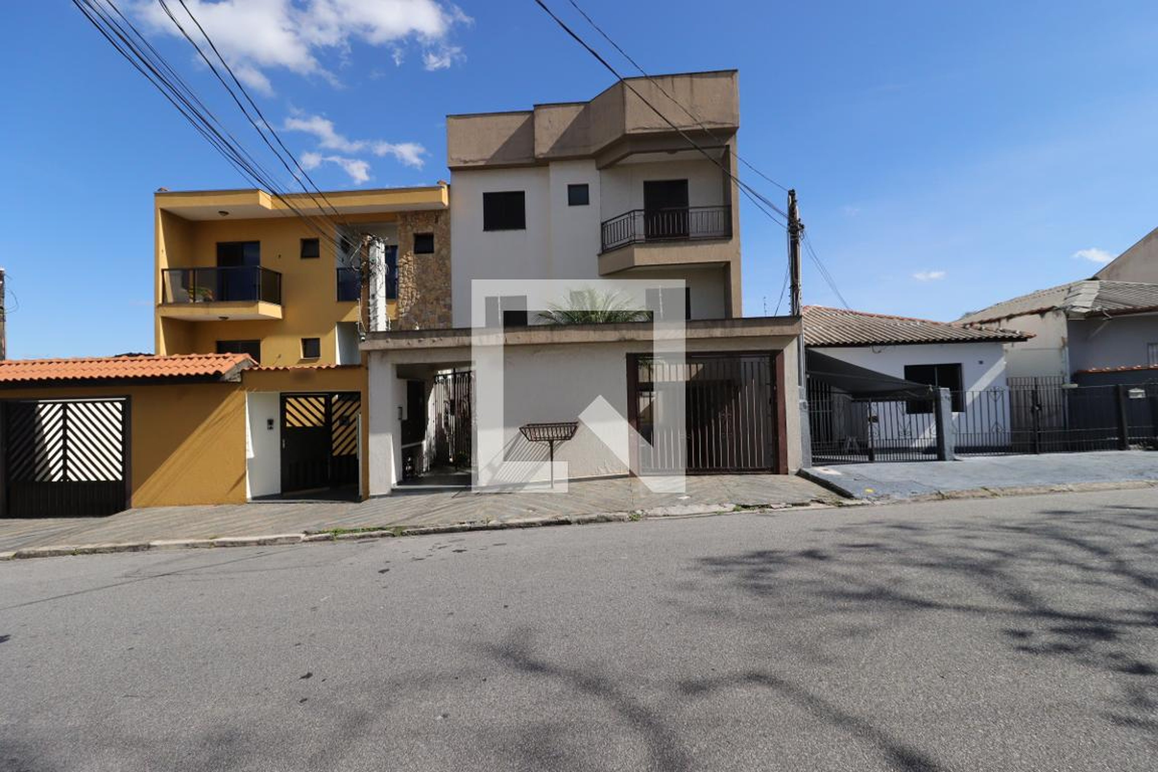 Fachada Condomínio em Rua São Camilo, 473