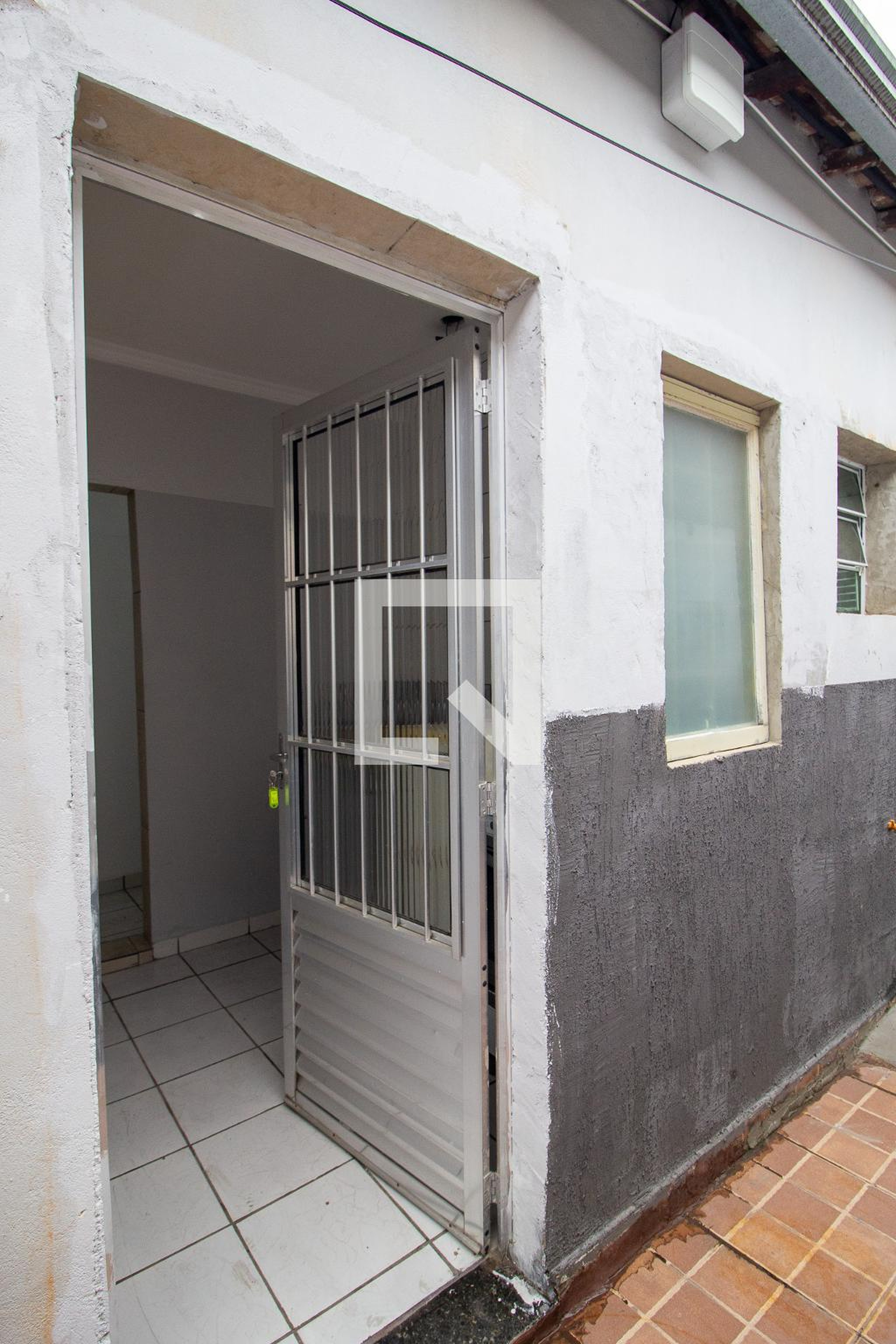 Fachada Condomínio em Rua José Guerreiro, 682