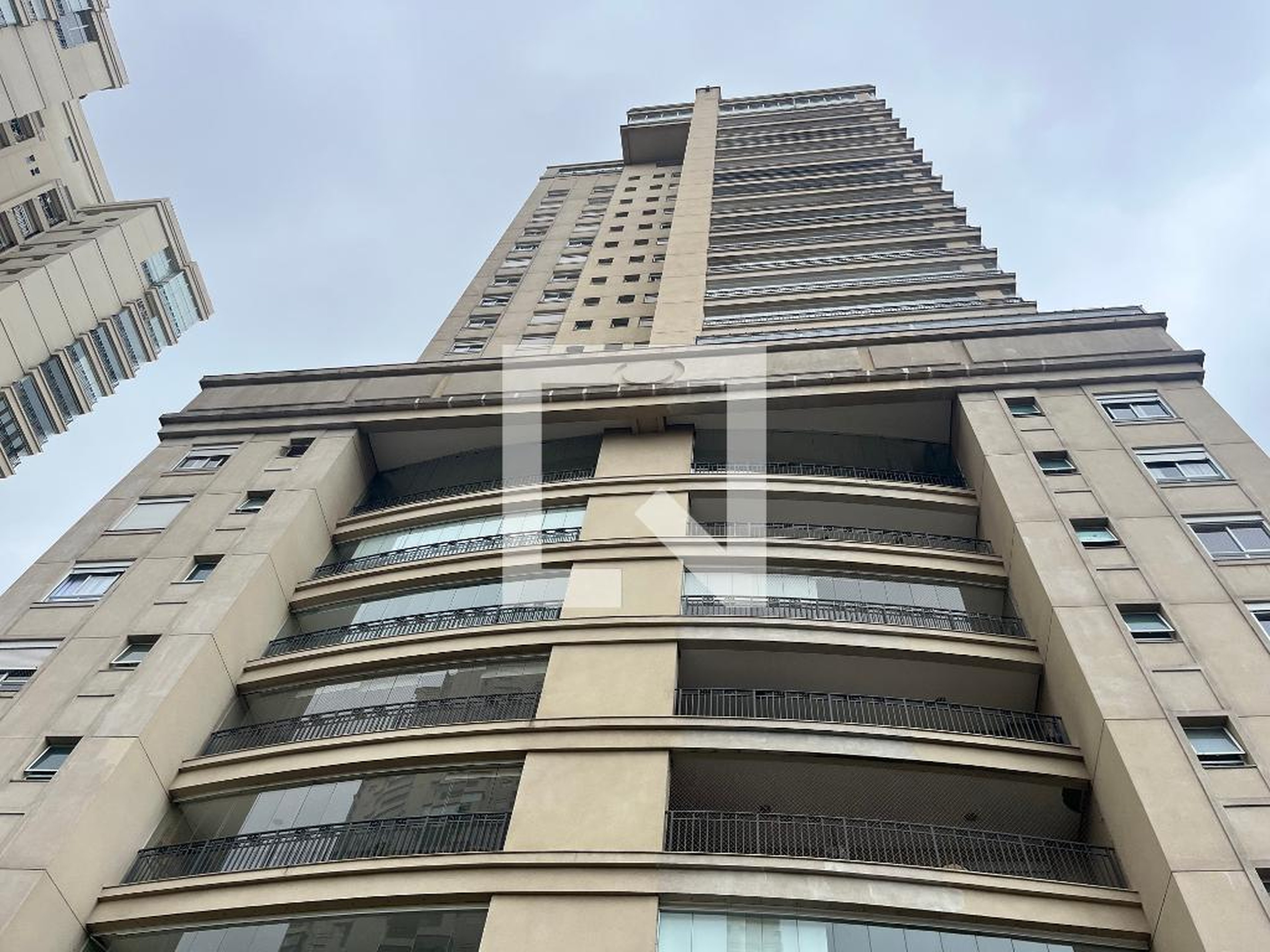 Fachada do Prédio Condomínio New York Club